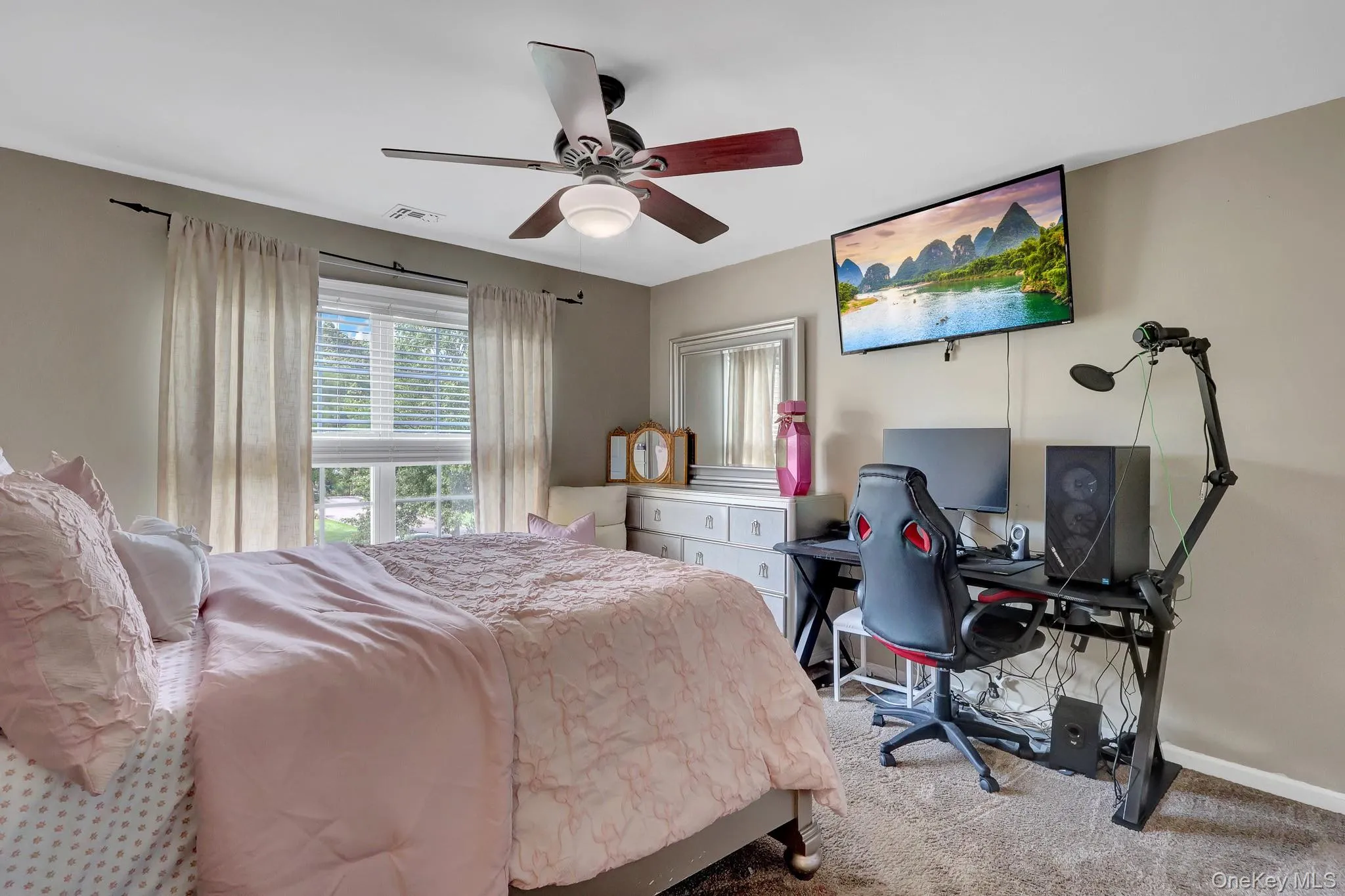 7 Brookline Court, Riverhead, NY, 5 Bedrooms Bedrooms, 12 Rooms Rooms,4 BathroomsBathrooms,Residential,For Rent,Brookline,0,1031590 7 Brookline Court, Riverhead, NY, 5 Bedrooms Bedrooms, 12 Rooms Rooms,4 BathroomsBathrooms,Residential,For Rent,Brookline,0,1031590