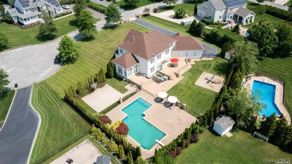 7 Brookline Court, Riverhead, NY, 5 Bedrooms Bedrooms, 12 Rooms Rooms,4 BathroomsBathrooms,Residential,For Rent,Brookline,0,1031590 7 Brookline Court, Riverhead, NY, 5 Bedrooms Bedrooms, 12 Rooms Rooms,4 BathroomsBathrooms,Residential,For Rent,Brookline,0,1031590
