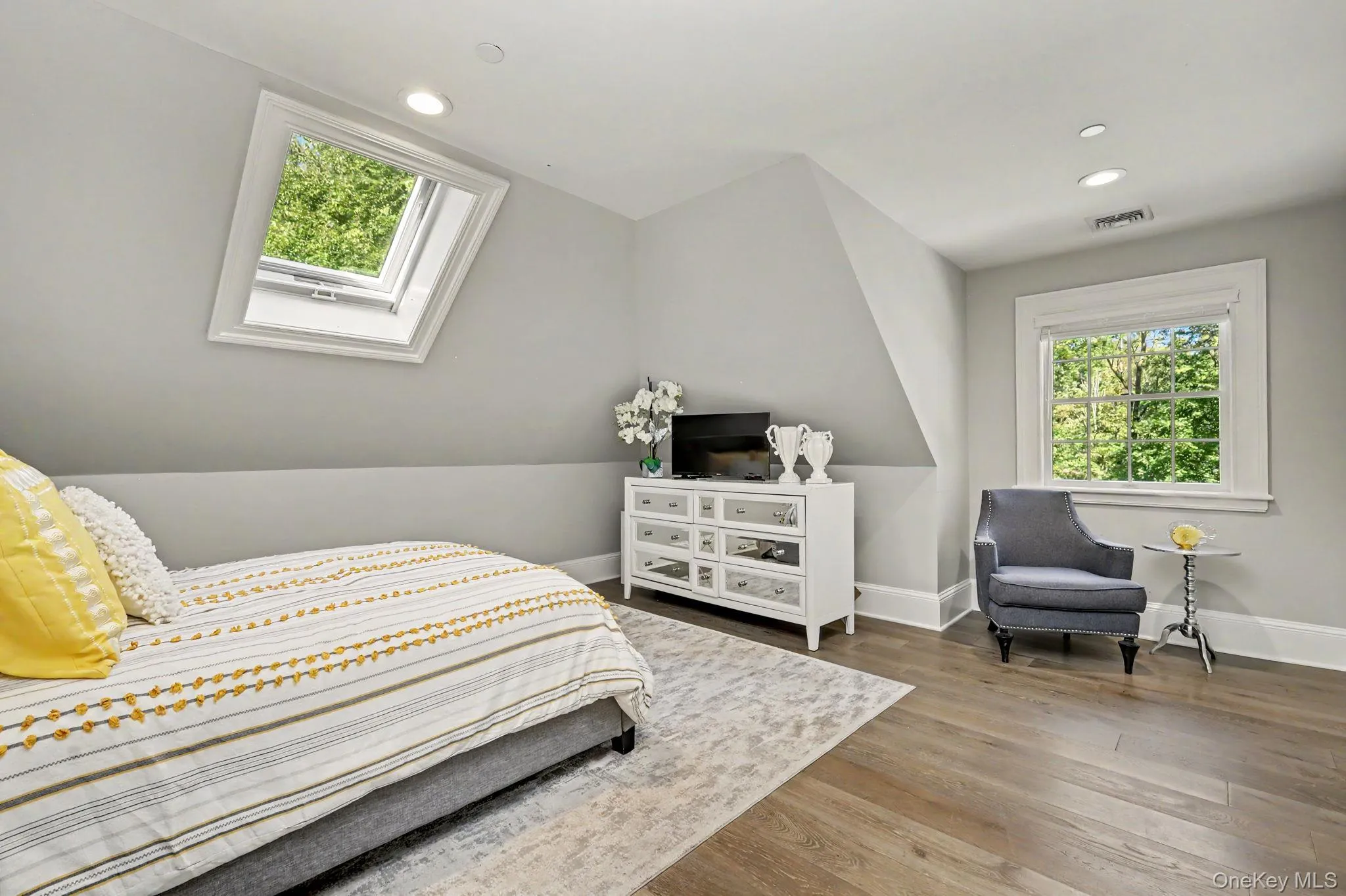 Bedroom Bedroom