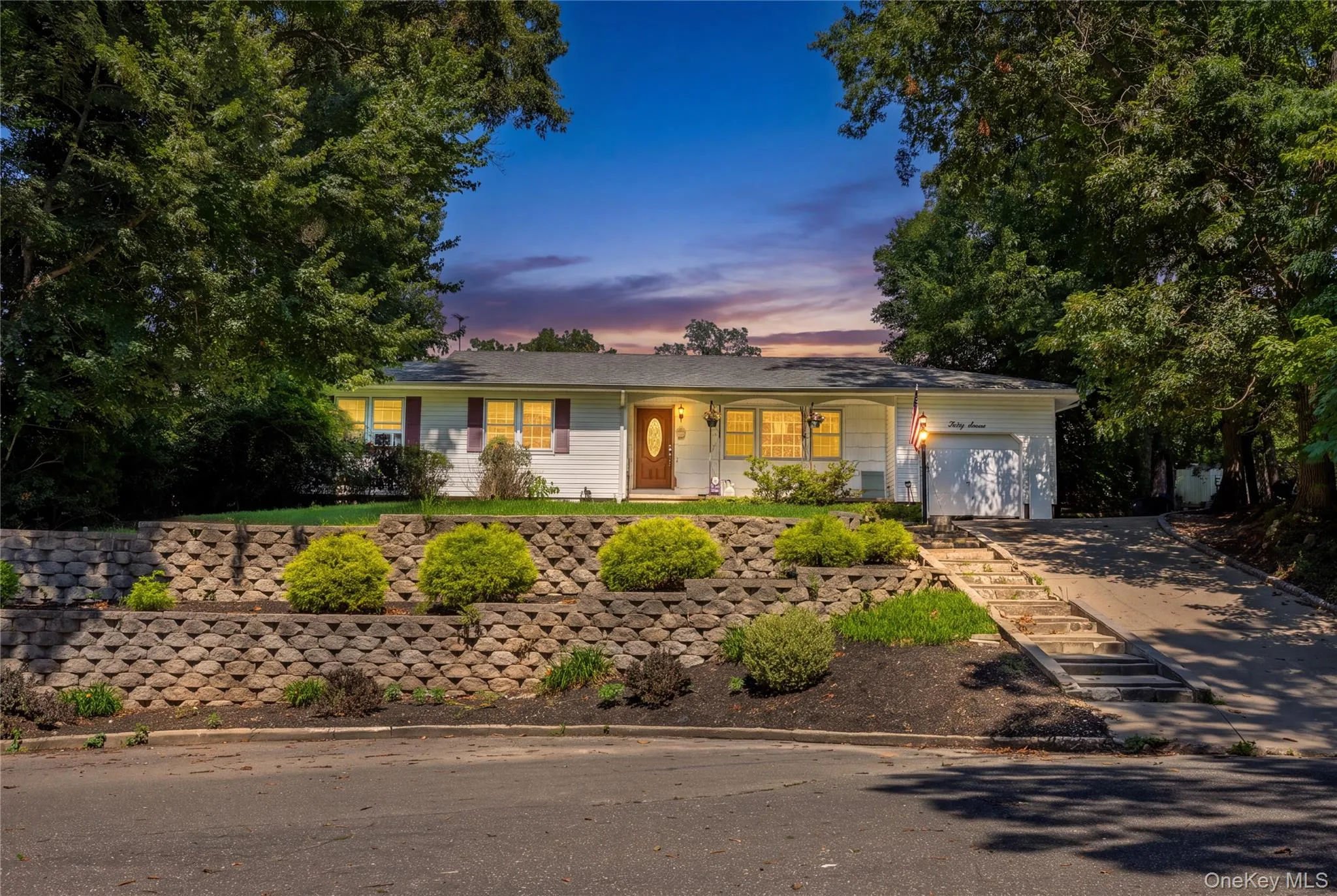 37 Black Locust Avenue, Brookhaven, NY, 3 Bedrooms Bedrooms, 7 Rooms Rooms,2 BathroomsBathrooms,Residential,For Rent,Black Locust,0,1031598 37 Black Locust Avenue, Brookhaven, NY, 3 Bedrooms Bedrooms, 7 Rooms Rooms,2 BathroomsBathrooms,Residential,For Rent,Black Locust,0,1031598
