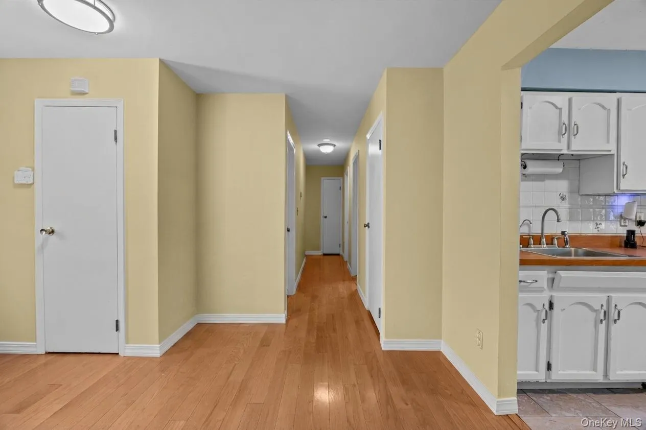 37 Black Locust Avenue, Brookhaven, NY, 3 Bedrooms Bedrooms, 7 Rooms Rooms,2 BathroomsBathrooms,Residential,For Rent,Black Locust,0,1031598 37 Black Locust Avenue, Brookhaven, NY, 3 Bedrooms Bedrooms, 7 Rooms Rooms,2 BathroomsBathrooms,Residential,For Rent,Black Locust,0,1031598