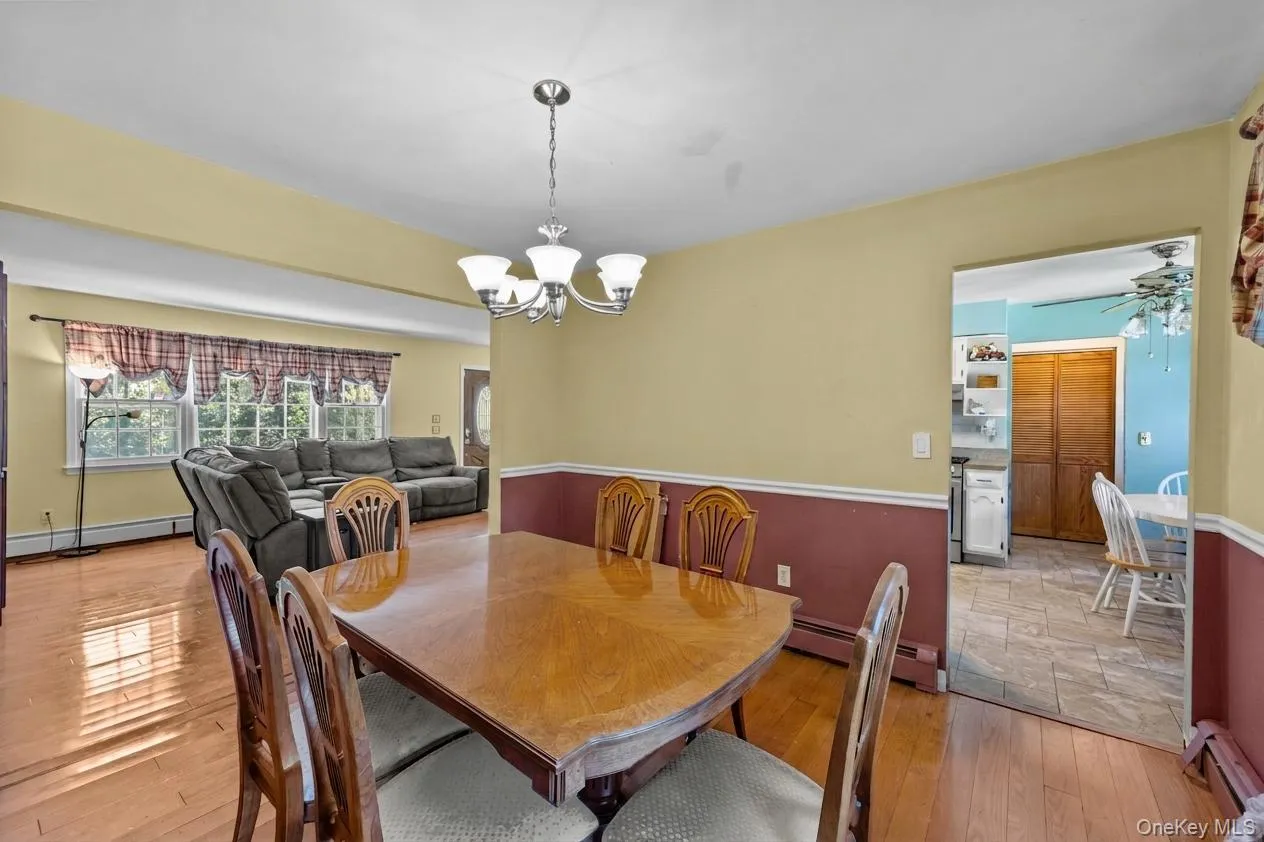 37 Black Locust Avenue, Brookhaven, NY, 3 Bedrooms Bedrooms, 7 Rooms Rooms,2 BathroomsBathrooms,Residential,For Rent,Black Locust,0,1031598 37 Black Locust Avenue, Brookhaven, NY, 3 Bedrooms Bedrooms, 7 Rooms Rooms,2 BathroomsBathrooms,Residential,For Rent,Black Locust,0,1031598