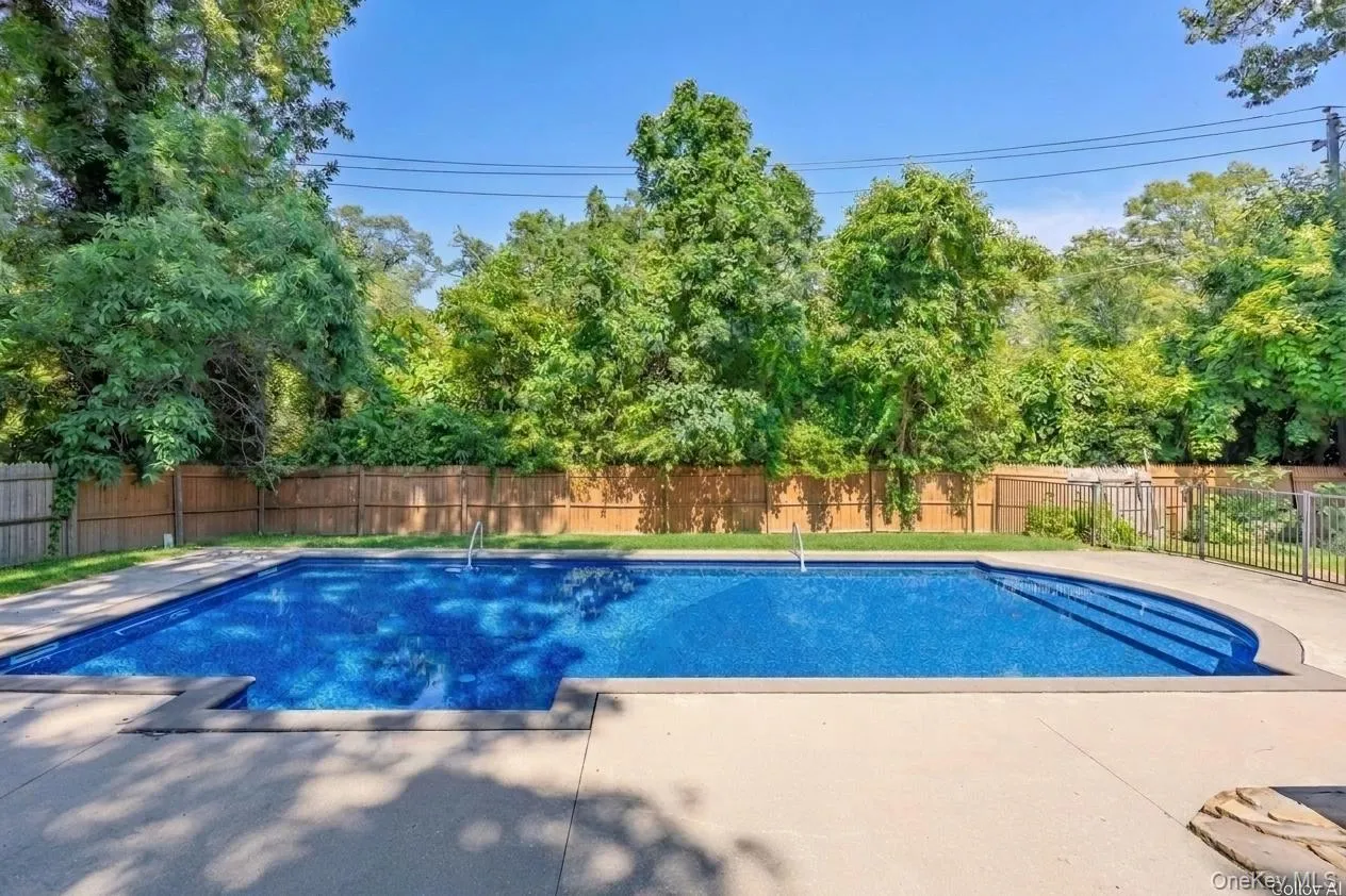 37 Black Locust Avenue, Brookhaven, NY, 3 Bedrooms Bedrooms, 7 Rooms Rooms,2 BathroomsBathrooms,Residential,For Rent,Black Locust,0,1031598 37 Black Locust Avenue, Brookhaven, NY, 3 Bedrooms Bedrooms, 7 Rooms Rooms,2 BathroomsBathrooms,Residential,For Rent,Black Locust,0,1031598