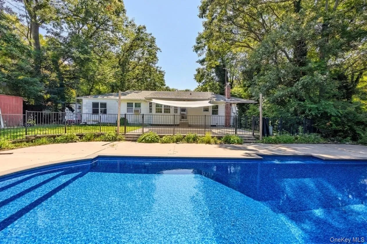37 Black Locust Avenue, Brookhaven, NY, 3 Bedrooms Bedrooms, 7 Rooms Rooms,2 BathroomsBathrooms,Residential,For Rent,Black Locust,0,1031598 37 Black Locust Avenue, Brookhaven, NY, 3 Bedrooms Bedrooms, 7 Rooms Rooms,2 BathroomsBathrooms,Residential,For Rent,Black Locust,0,1031598