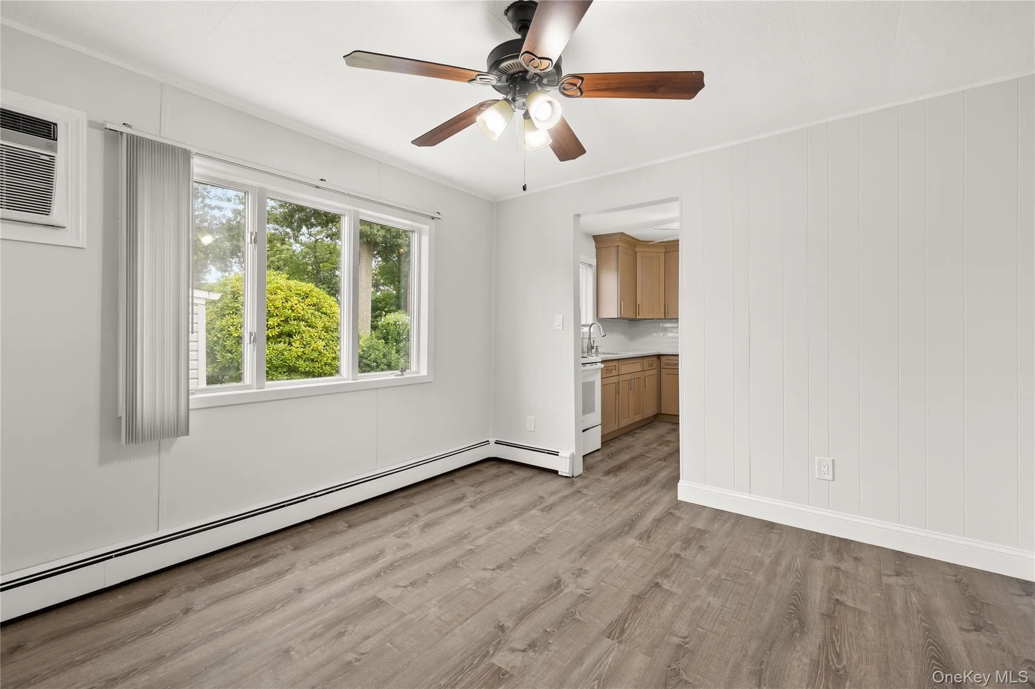 175 Centre Avenue, Babylon, NY, 2 Bedrooms Bedrooms, 5 Rooms Rooms,1 BathroomBathrooms,Residential Lease,For Rent,Centre,0,1031603 175 Centre Avenue, Babylon, NY, 2 Bedrooms Bedrooms, 5 Rooms Rooms,1 BathroomBathrooms,Residential Lease,For Rent,Centre,0,1031603