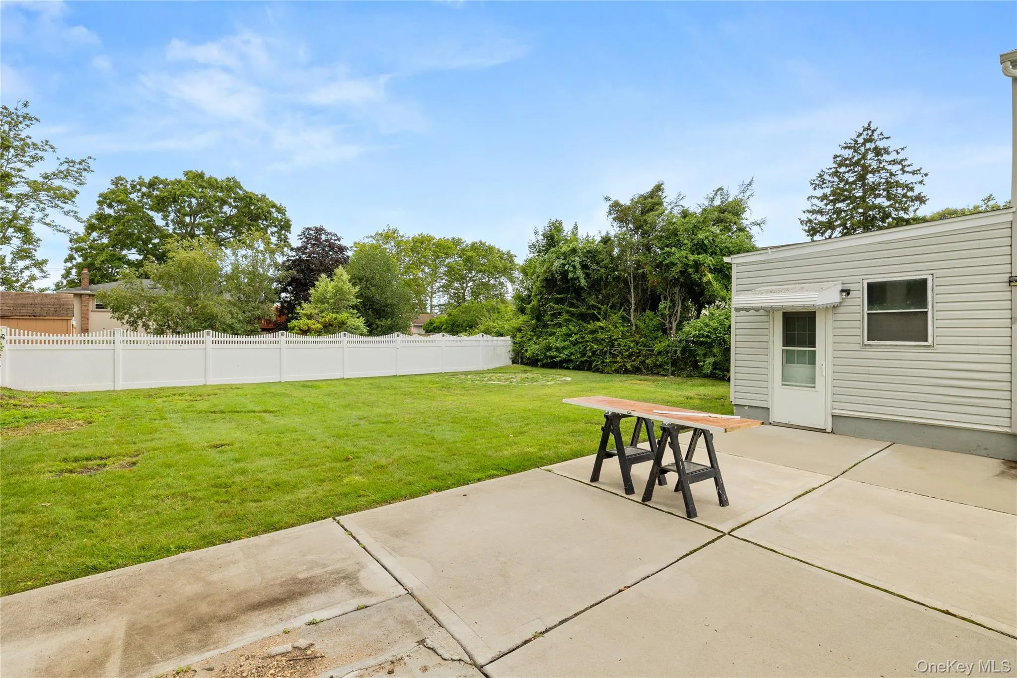 175 Centre Avenue, Babylon, NY, 2 Bedrooms Bedrooms, 5 Rooms Rooms,1 BathroomBathrooms,Residential Lease,For Rent,Centre,0,1031603 175 Centre Avenue, Babylon, NY, 2 Bedrooms Bedrooms, 5 Rooms Rooms,1 BathroomBathrooms,Residential Lease,For Rent,Centre,0,1031603