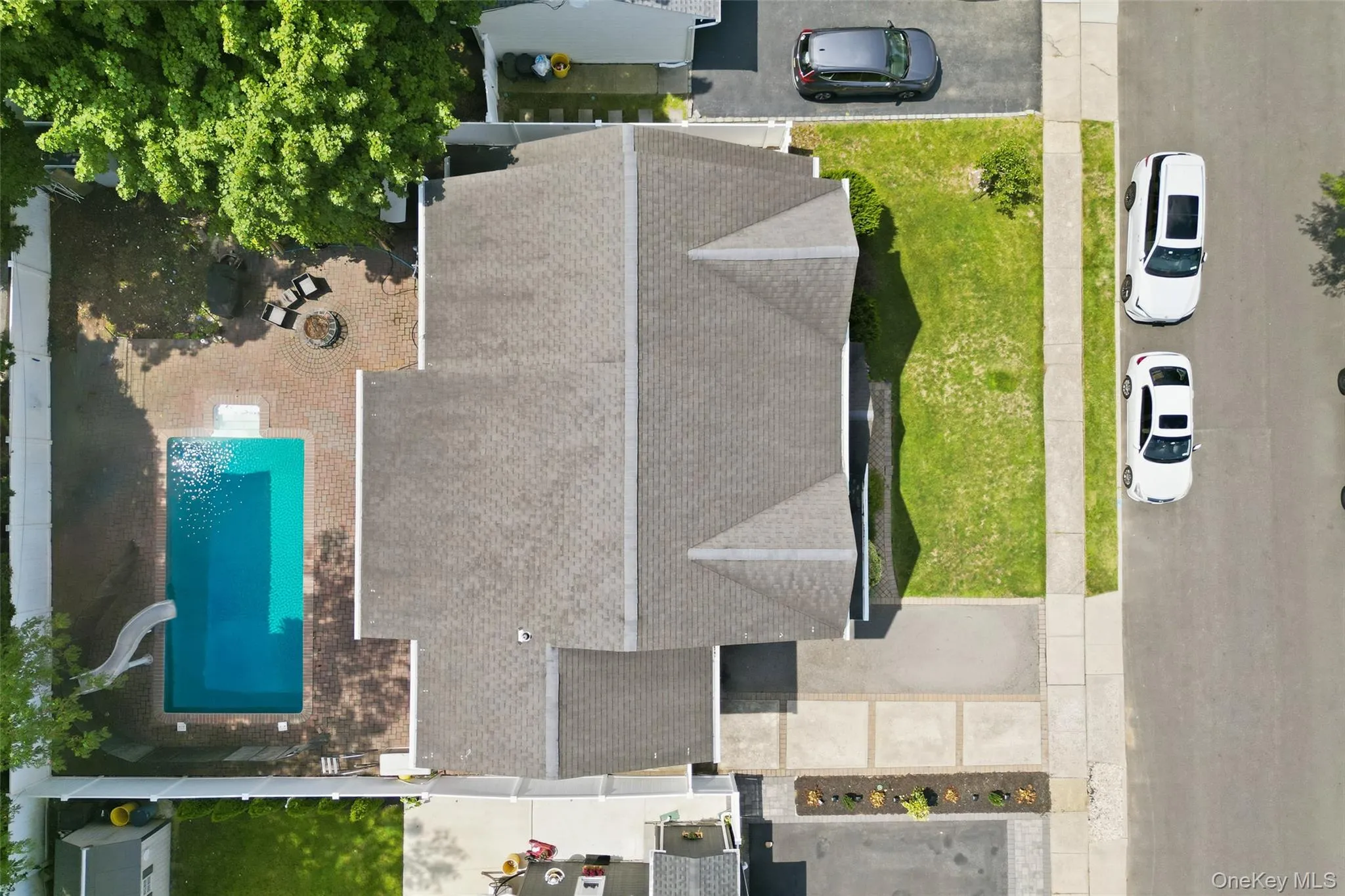 19 Manetto Drive, Oyster Bay, NY, 4 Bedrooms Bedrooms, 10 Rooms Rooms,3 BathroomsBathrooms,Residential,For Rent,Manetto,0,1031606 19 Manetto Drive, Oyster Bay, NY, 4 Bedrooms Bedrooms, 10 Rooms Rooms,3 BathroomsBathrooms,Residential,For Rent,Manetto,0,1031606