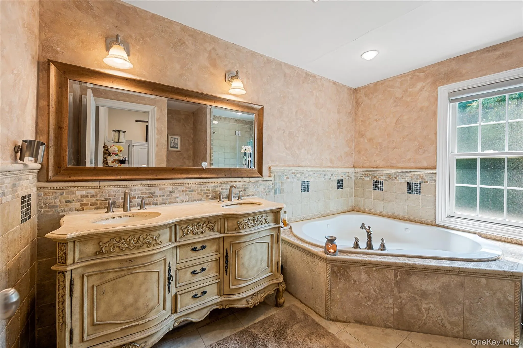 19 Manetto Drive, Oyster Bay, NY, 4 Bedrooms Bedrooms, 10 Rooms Rooms,3 BathroomsBathrooms,Residential,For Rent,Manetto,0,1031606 19 Manetto Drive, Oyster Bay, NY, 4 Bedrooms Bedrooms, 10 Rooms Rooms,3 BathroomsBathrooms,Residential,For Rent,Manetto,0,1031606
