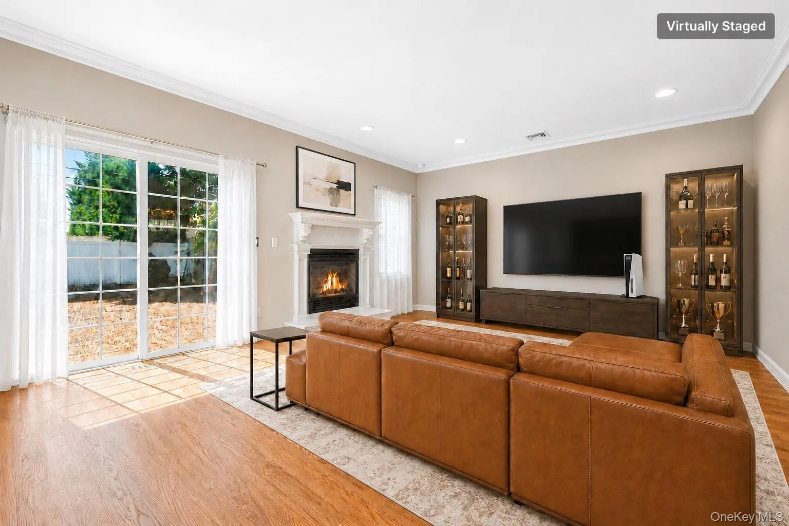 19 Manetto Drive, Oyster Bay, NY, 4 Bedrooms Bedrooms, 10 Rooms Rooms,3 BathroomsBathrooms,Residential,For Rent,Manetto,0,1031606 19 Manetto Drive, Oyster Bay, NY, 4 Bedrooms Bedrooms, 10 Rooms Rooms,3 BathroomsBathrooms,Residential,For Rent,Manetto,0,1031606