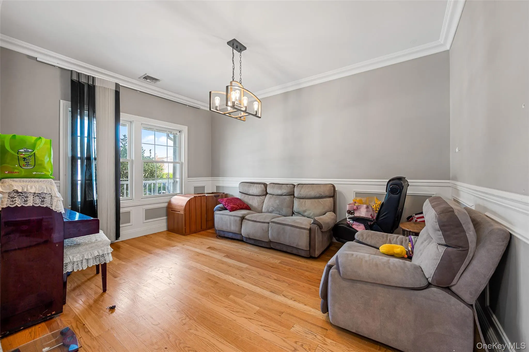 19 Manetto Drive, Oyster Bay, NY, 4 Bedrooms Bedrooms, 10 Rooms Rooms,3 BathroomsBathrooms,Residential,For Rent,Manetto,0,1031606 19 Manetto Drive, Oyster Bay, NY, 4 Bedrooms Bedrooms, 10 Rooms Rooms,3 BathroomsBathrooms,Residential,For Rent,Manetto,0,1031606