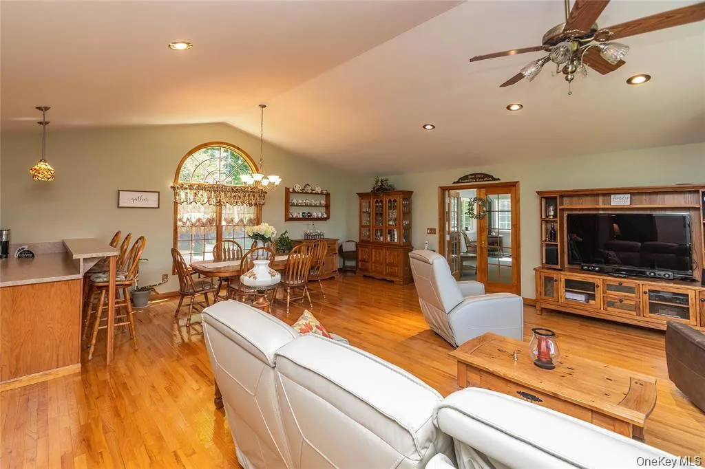 31 Bendlin Lane, Wallkill, NY, 3 Bedrooms Bedrooms, 9 Rooms Rooms,2 BathroomsBathrooms,Residential,For Rent,Bendlin,0,1031608 31 Bendlin Lane, Wallkill, NY, 3 Bedrooms Bedrooms, 9 Rooms Rooms,2 BathroomsBathrooms,Residential,For Rent,Bendlin,0,1031608