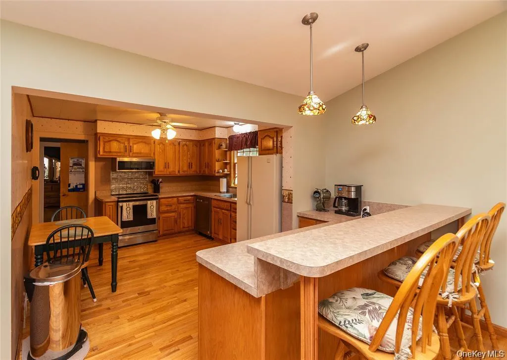 31 Bendlin Lane, Wallkill, NY, 3 Bedrooms Bedrooms, 9 Rooms Rooms,2 BathroomsBathrooms,Residential,For Rent,Bendlin,0,1031608 31 Bendlin Lane, Wallkill, NY, 3 Bedrooms Bedrooms, 9 Rooms Rooms,2 BathroomsBathrooms,Residential,For Rent,Bendlin,0,1031608