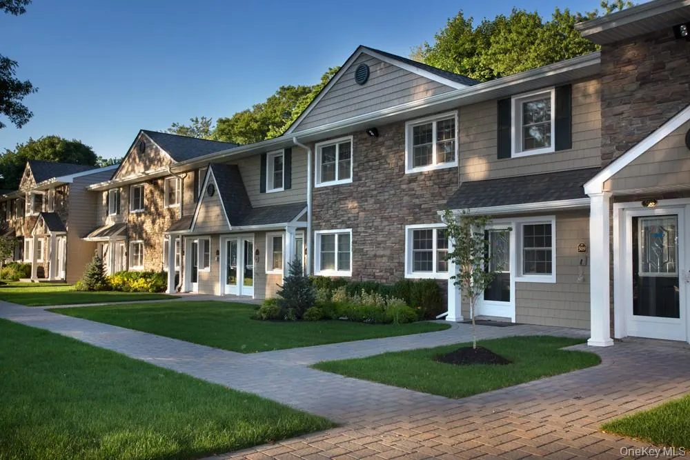 414 Tudor Lane, Brookhaven, NY, 1 Bedroom Bedrooms, 4 Rooms Rooms,1 BathroomBathrooms,Residential Lease,For Rent,Tudor,0,1031614 414 Tudor Lane, Brookhaven, NY, 1 Bedroom Bedrooms, 4 Rooms Rooms,1 BathroomBathrooms,Residential Lease,For Rent,Tudor,0,1031614
