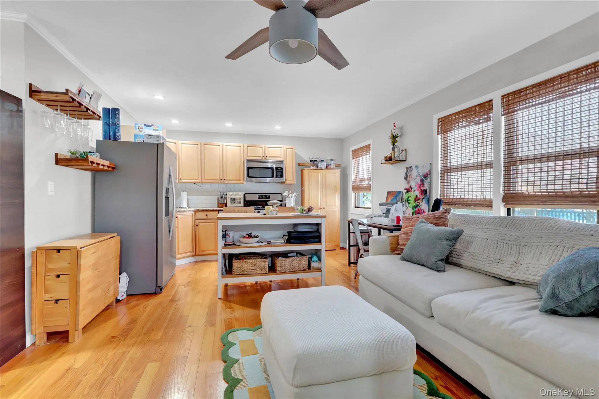 65 Broadway, Long Beach, NY, 1 Bedroom Bedrooms, 3 Rooms Rooms,1 BathroomBathrooms,Residential Lease,For Rent,Broadway,0,1031616 65 Broadway, Long Beach, NY, 1 Bedroom Bedrooms, 3 Rooms Rooms,1 BathroomBathrooms,Residential Lease,For Rent,Broadway,0,1031616
