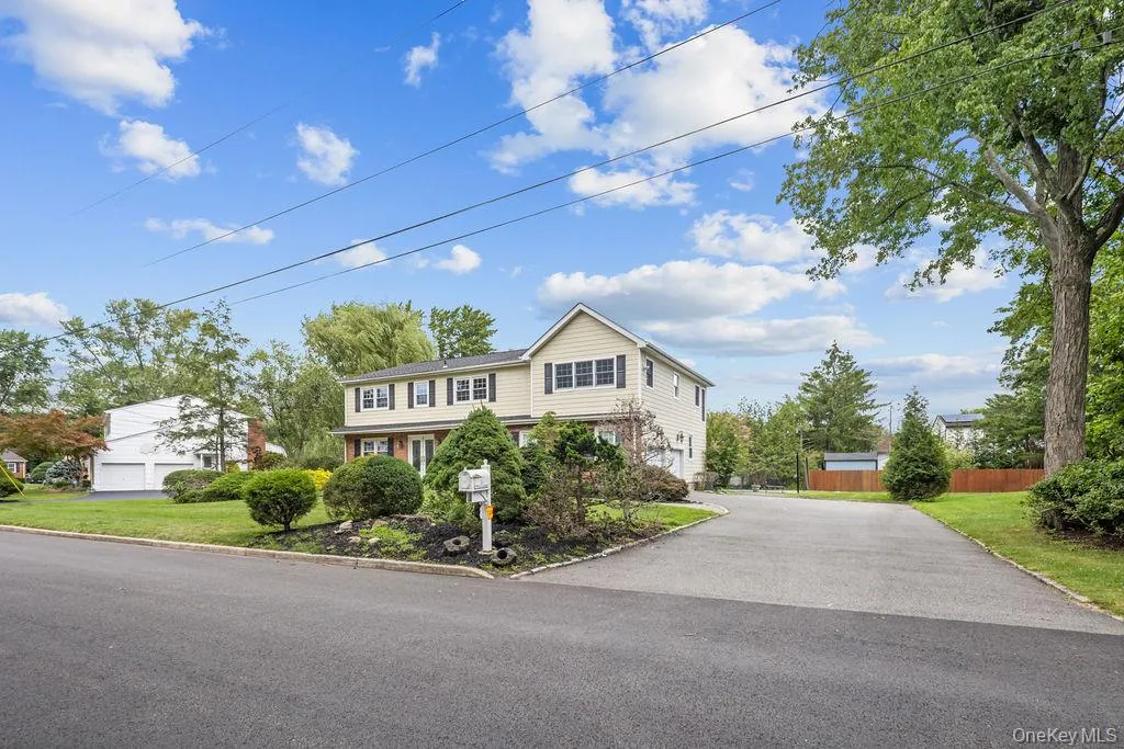 16 Yale Drive, Clarkstown, NY, 5 Bedrooms Bedrooms, 14 Rooms Rooms,3 BathroomsBathrooms,Residential,For Rent,Yale,0,1031617 16 Yale Drive, Clarkstown, NY, 5 Bedrooms Bedrooms, 14 Rooms Rooms,3 BathroomsBathrooms,Residential,For Rent,Yale,0,1031617