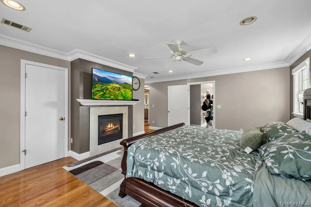 16 Yale Drive, Clarkstown, NY, 5 Bedrooms Bedrooms, 14 Rooms Rooms,3 BathroomsBathrooms,Residential,For Rent,Yale,0,1031617 16 Yale Drive, Clarkstown, NY, 5 Bedrooms Bedrooms, 14 Rooms Rooms,3 BathroomsBathrooms,Residential,For Rent,Yale,0,1031617
