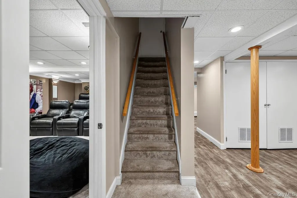 16 Yale Drive, Clarkstown, NY, 5 Bedrooms Bedrooms, 14 Rooms Rooms,3 BathroomsBathrooms,Residential,For Rent,Yale,0,1031617 16 Yale Drive, Clarkstown, NY, 5 Bedrooms Bedrooms, 14 Rooms Rooms,3 BathroomsBathrooms,Residential,For Rent,Yale,0,1031617