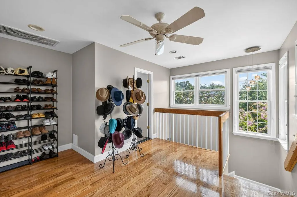 16 Yale Drive, Clarkstown, NY, 5 Bedrooms Bedrooms, 14 Rooms Rooms,3 BathroomsBathrooms,Residential,For Rent,Yale,0,1031617 16 Yale Drive, Clarkstown, NY, 5 Bedrooms Bedrooms, 14 Rooms Rooms,3 BathroomsBathrooms,Residential,For Rent,Yale,0,1031617