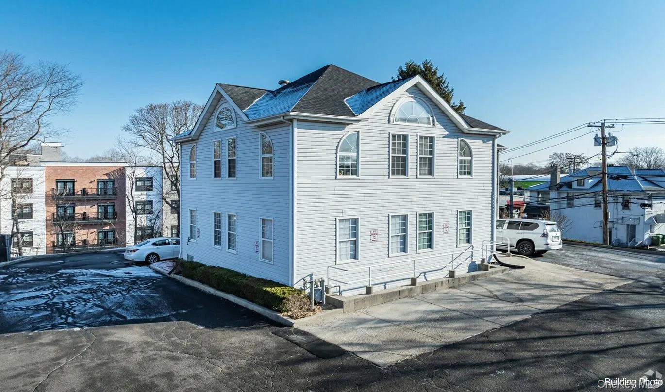 1000 Main Street, Brookhaven, NY, ,Commercial Lease,For Rent,Main,0,1031619 1000 Main Street, Brookhaven, NY, ,Commercial Lease,For Rent,Main,0,1031619
