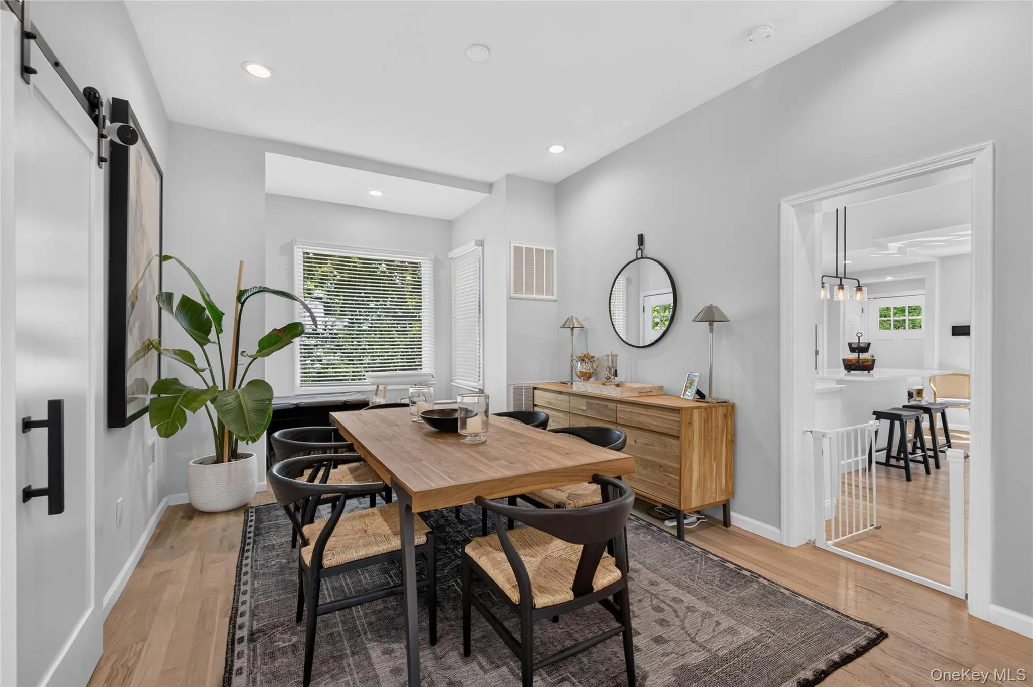 15 Bayview Avenue, North Hempstead, NY, 3 Bedrooms Bedrooms, 8 Rooms Rooms,2 BathroomsBathrooms,Residential Lease,For Rent,Bayview,0,1031622 15 Bayview Avenue, North Hempstead, NY, 3 Bedrooms Bedrooms, 8 Rooms Rooms,2 BathroomsBathrooms,Residential Lease,For Rent,Bayview,0,1031622