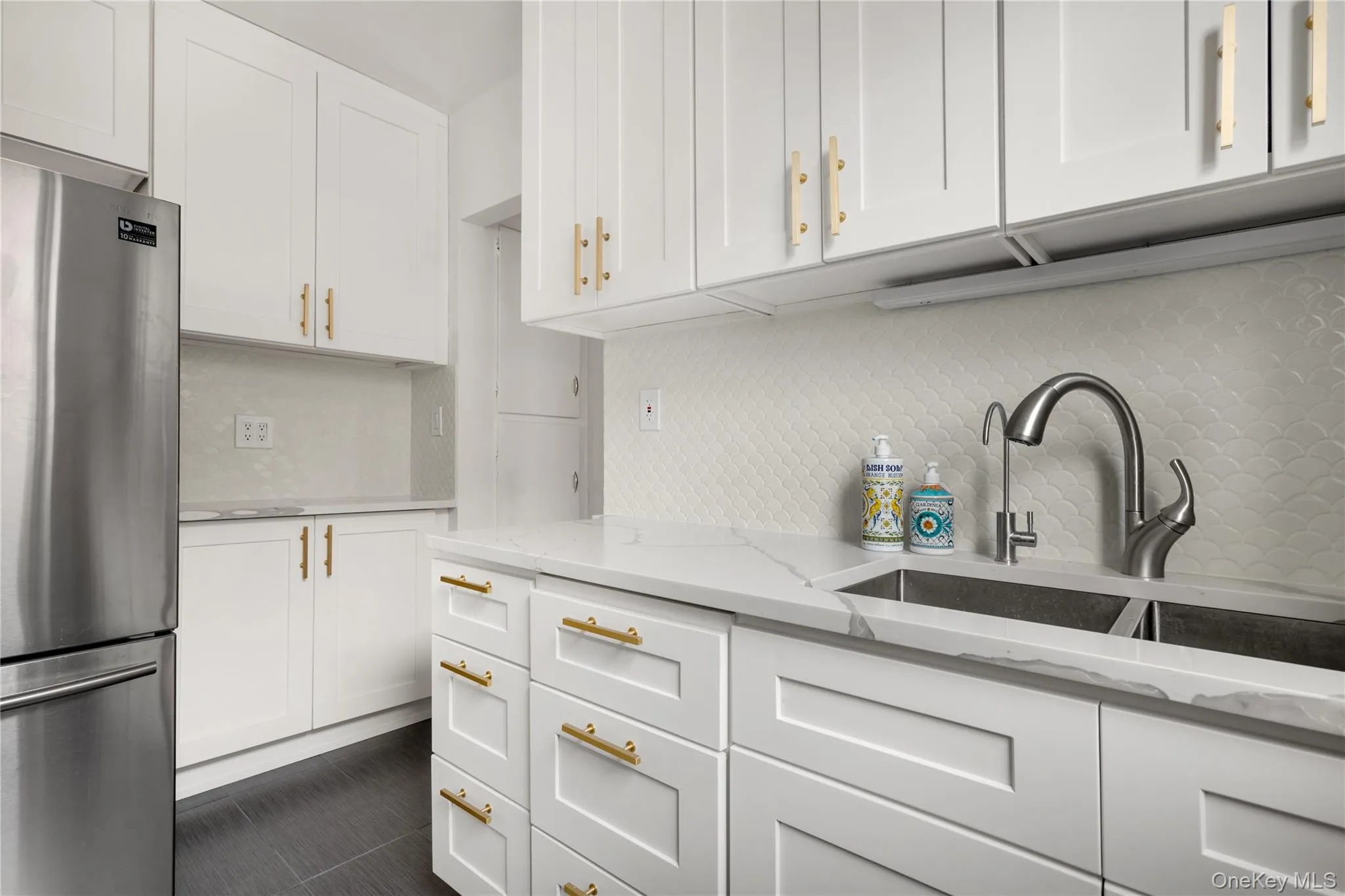 102-55 67th Drive, New York, NY, 2 Bedrooms Bedrooms, 4 Rooms Rooms,1 BathroomBathrooms,Residential Lease,For Rent,67th,0,1031623 102-55 67th Drive, New York, NY, 2 Bedrooms Bedrooms, 4 Rooms Rooms,1 BathroomBathrooms,Residential Lease,For Rent,67th,0,1031623
