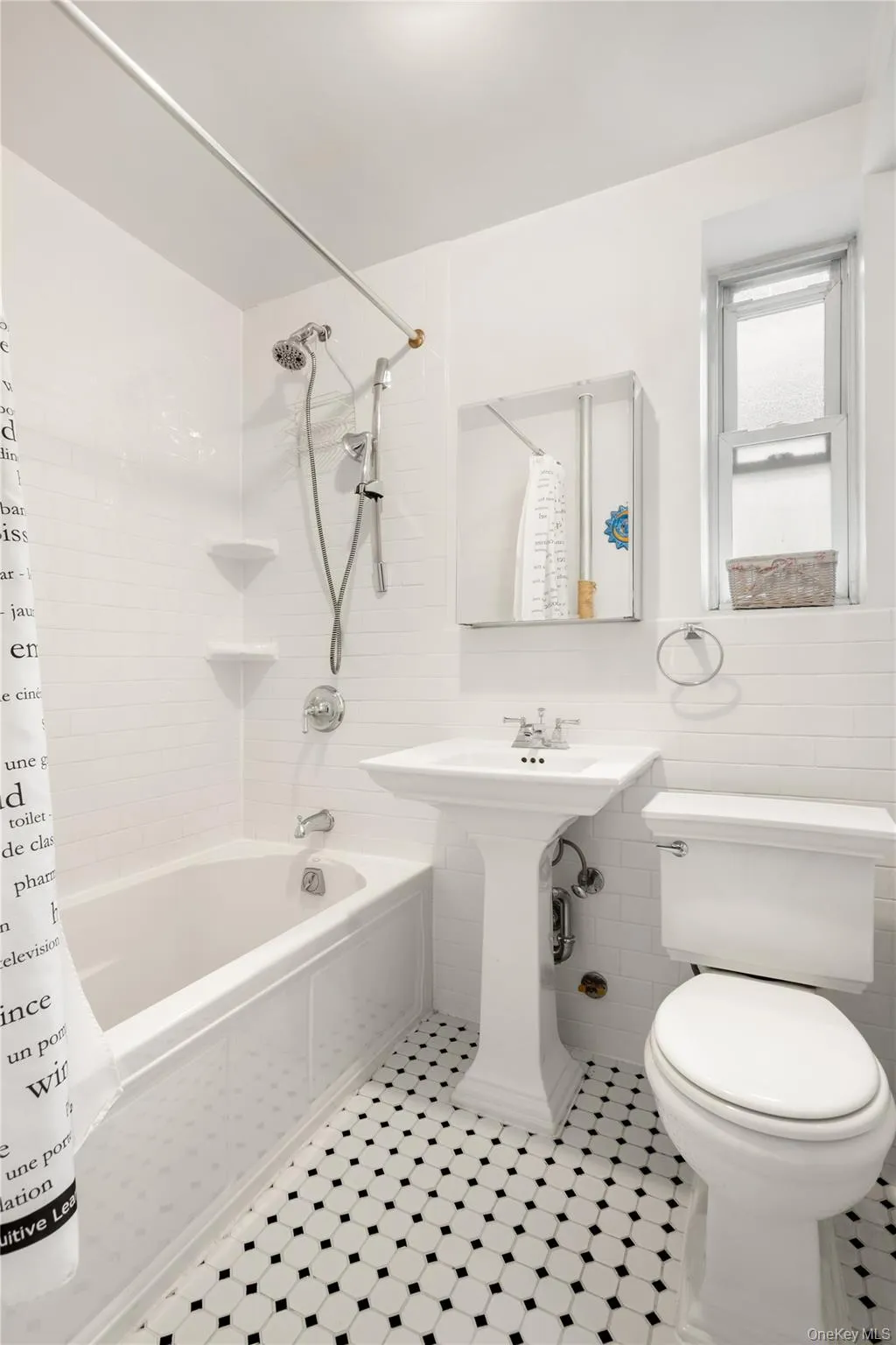 102-55 67th Drive, New York, NY, 2 Bedrooms Bedrooms, 4 Rooms Rooms,1 BathroomBathrooms,Residential Lease,For Rent,67th,0,1031623 102-55 67th Drive, New York, NY, 2 Bedrooms Bedrooms, 4 Rooms Rooms,1 BathroomBathrooms,Residential Lease,For Rent,67th,0,1031623