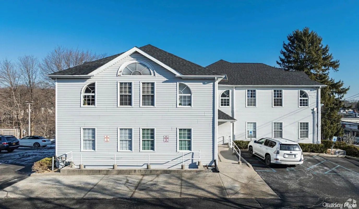 1000 Main Street, Brookhaven, NY, ,Commercial Lease,For Rent,Main,0,1031629 1000 Main Street, Brookhaven, NY, ,Commercial Lease,For Rent,Main,0,1031629