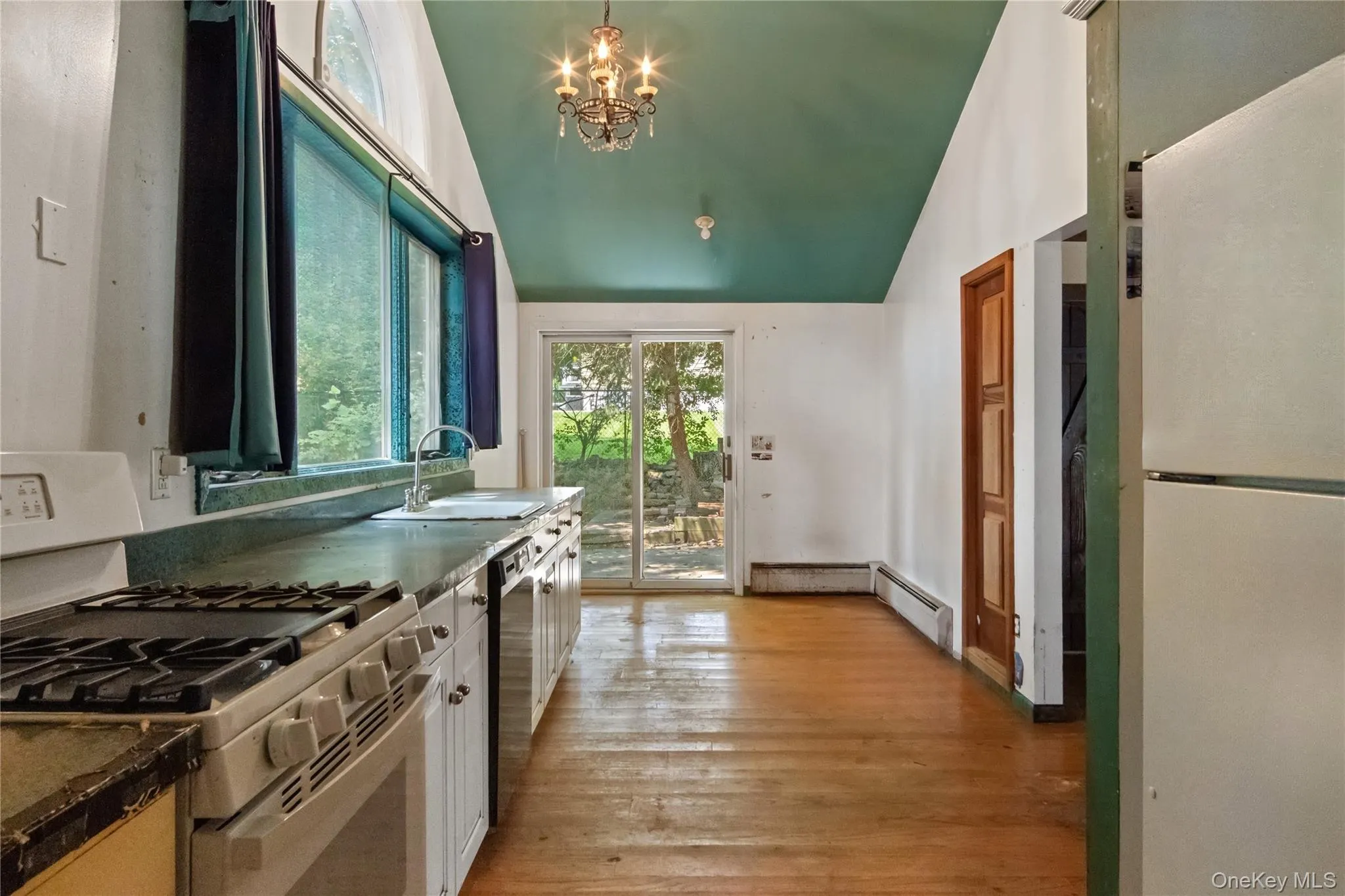 59 Jolliffe Avenue, Clarkstown, NY, 4 Bedrooms Bedrooms, 8 Rooms Rooms,2 BathroomsBathrooms,Residential,For Rent,Jolliffe,0,1031630 59 Jolliffe Avenue, Clarkstown, NY, 4 Bedrooms Bedrooms, 8 Rooms Rooms,2 BathroomsBathrooms,Residential,For Rent,Jolliffe,0,1031630