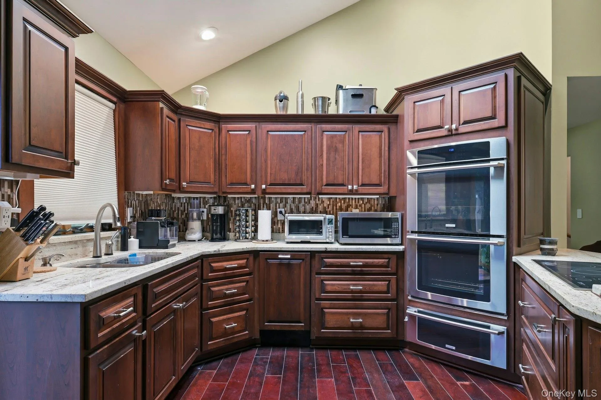 46 Margin Drive, Brookhaven, NY, 3 Bedrooms Bedrooms, 6 Rooms Rooms,2 BathroomsBathrooms,Residential,For Rent,Margin,0,1031632 46 Margin Drive, Brookhaven, NY, 3 Bedrooms Bedrooms, 6 Rooms Rooms,2 BathroomsBathrooms,Residential,For Rent,Margin,0,1031632