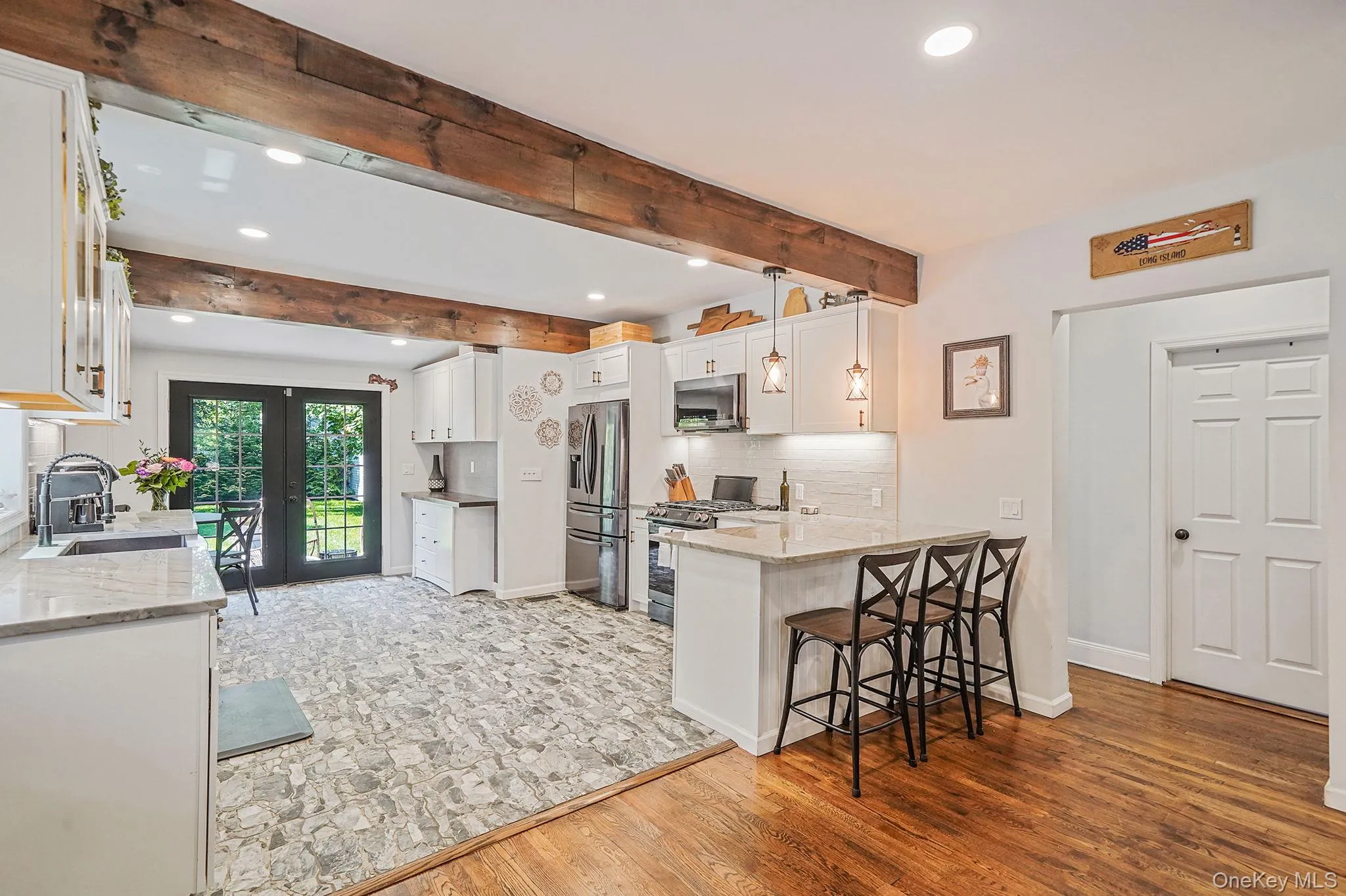 10 Bayview Avenue, Islip, NY, 3 Bedrooms Bedrooms, 7 Rooms Rooms,2 BathroomsBathrooms,Residential,For Rent,Bayview,0,1031635 10 Bayview Avenue, Islip, NY, 3 Bedrooms Bedrooms, 7 Rooms Rooms,2 BathroomsBathrooms,Residential,For Rent,Bayview,0,1031635