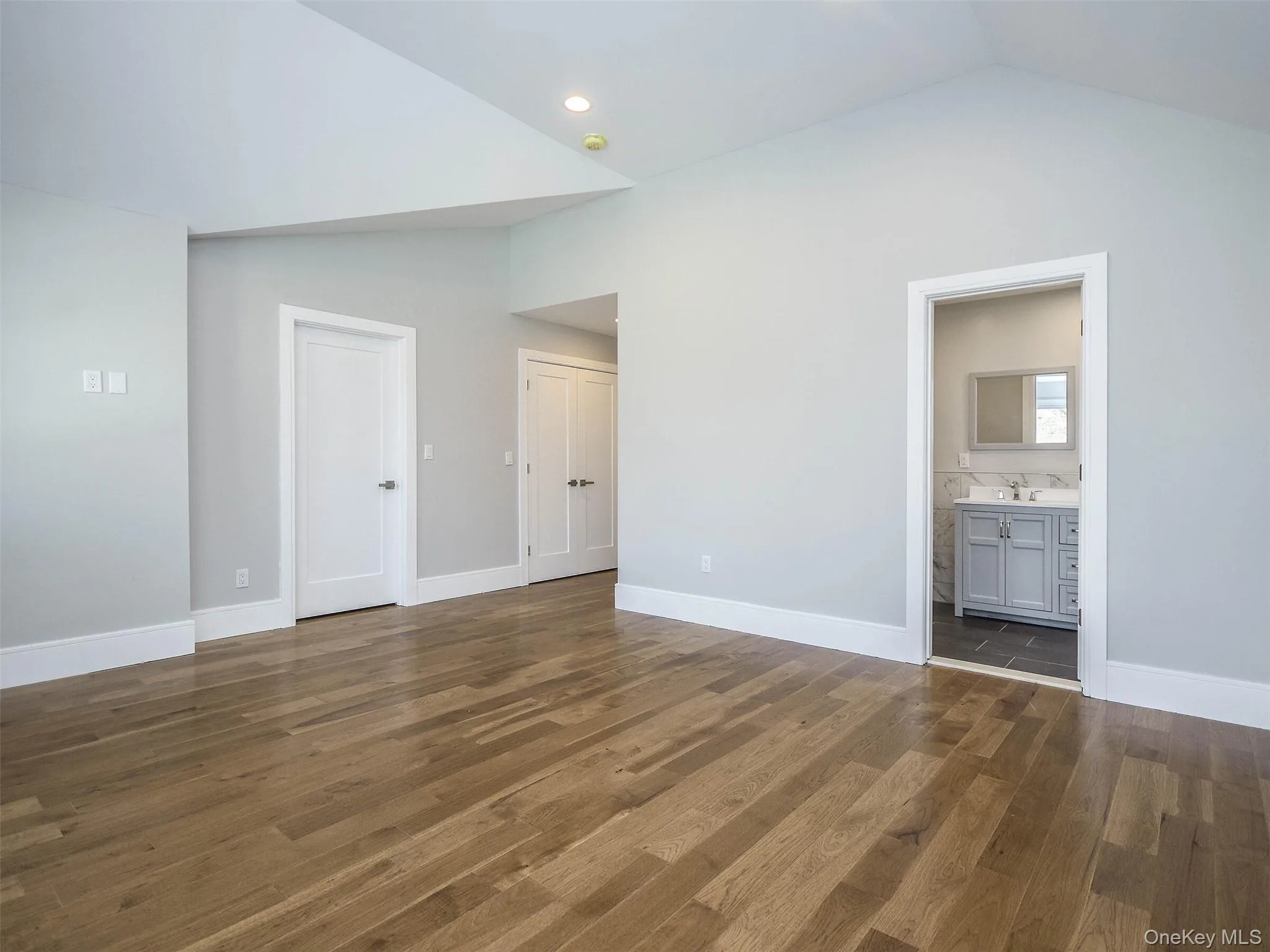 15 B Dunes Lane, North Hempstead, NY, 4 Bedrooms Bedrooms, 7 Rooms Rooms,4 BathroomsBathrooms,Residential Lease,For Rent,Dunes,0,1031638 15 B Dunes Lane, North Hempstead, NY, 4 Bedrooms Bedrooms, 7 Rooms Rooms,4 BathroomsBathrooms,Residential Lease,For Rent,Dunes,0,1031638