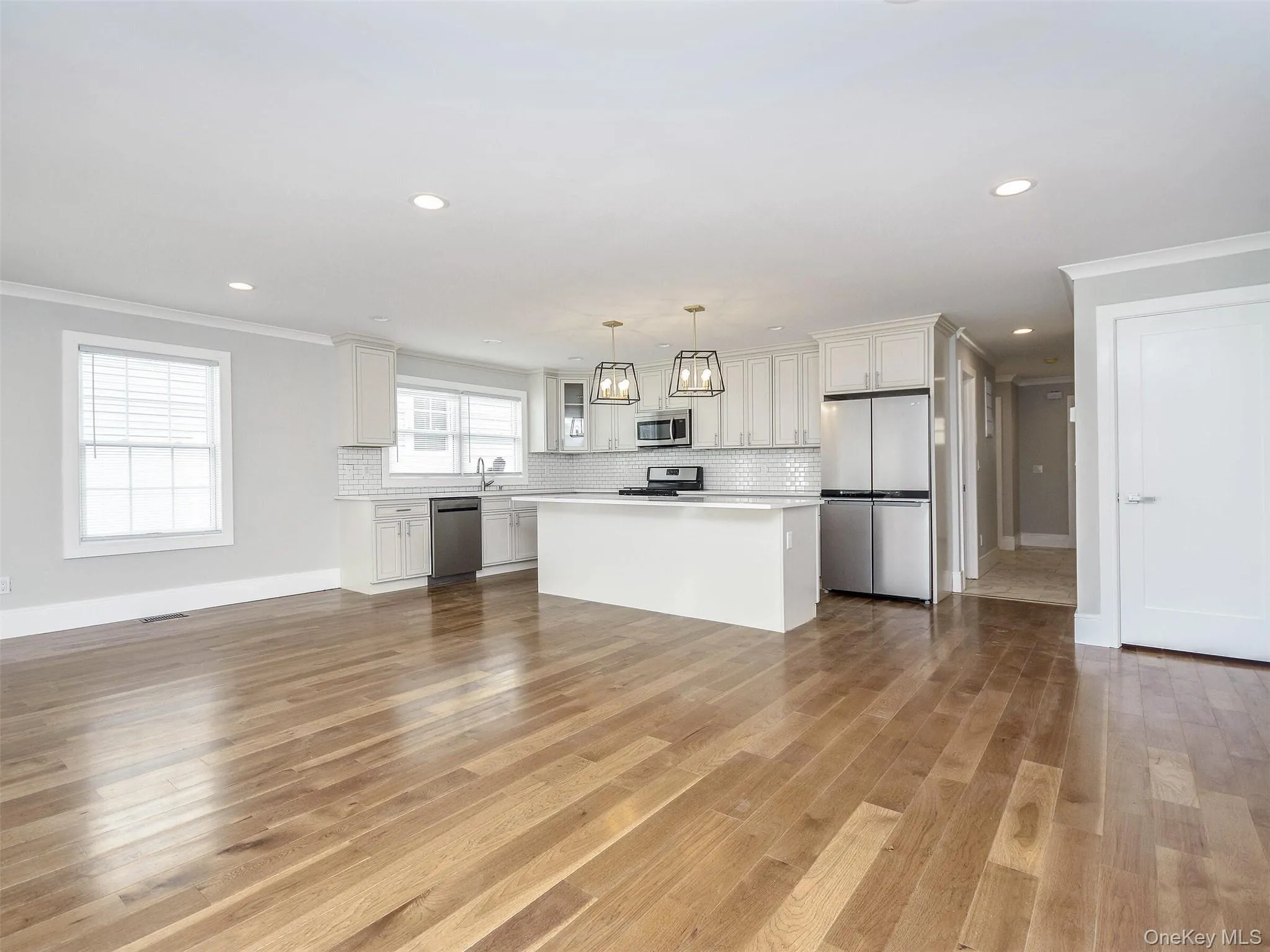 15 B Dunes Lane, North Hempstead, NY, 4 Bedrooms Bedrooms, 7 Rooms Rooms,4 BathroomsBathrooms,Residential Lease,For Rent,Dunes,0,1031638 15 B Dunes Lane, North Hempstead, NY, 4 Bedrooms Bedrooms, 7 Rooms Rooms,4 BathroomsBathrooms,Residential Lease,For Rent,Dunes,0,1031638