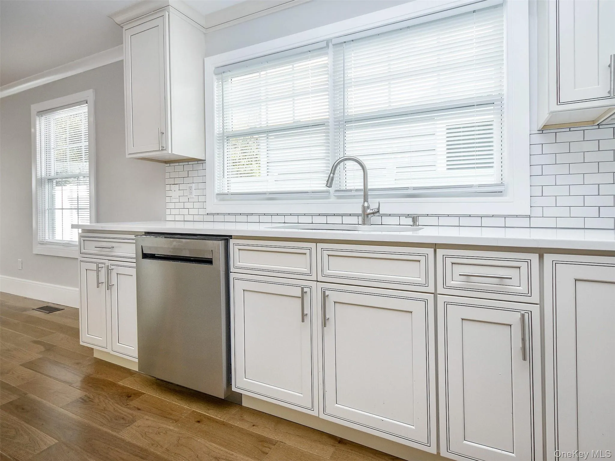 15 B Dunes Lane, North Hempstead, NY, 4 Bedrooms Bedrooms, 7 Rooms Rooms,4 BathroomsBathrooms,Residential Lease,For Rent,Dunes,0,1031638 15 B Dunes Lane, North Hempstead, NY, 4 Bedrooms Bedrooms, 7 Rooms Rooms,4 BathroomsBathrooms,Residential Lease,For Rent,Dunes,0,1031638