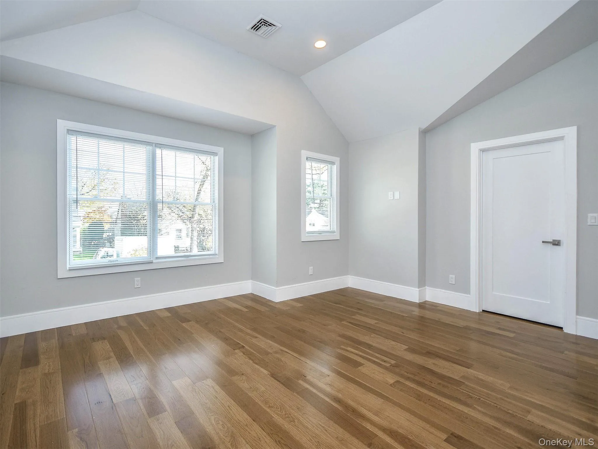 15 B Dunes Lane, North Hempstead, NY, 4 Bedrooms Bedrooms, 7 Rooms Rooms,4 BathroomsBathrooms,Residential Lease,For Rent,Dunes,0,1031638 15 B Dunes Lane, North Hempstead, NY, 4 Bedrooms Bedrooms, 7 Rooms Rooms,4 BathroomsBathrooms,Residential Lease,For Rent,Dunes,0,1031638
