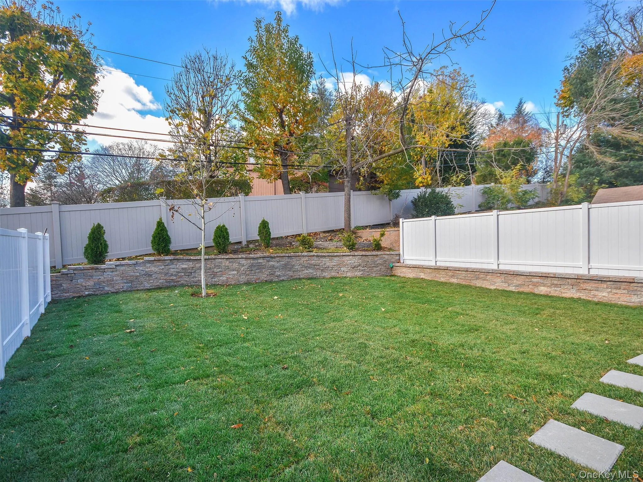 15 B Dunes Lane, North Hempstead, NY, 4 Bedrooms Bedrooms, 7 Rooms Rooms,4 BathroomsBathrooms,Residential Lease,For Rent,Dunes,0,1031638 15 B Dunes Lane, North Hempstead, NY, 4 Bedrooms Bedrooms, 7 Rooms Rooms,4 BathroomsBathrooms,Residential Lease,For Rent,Dunes,0,1031638
