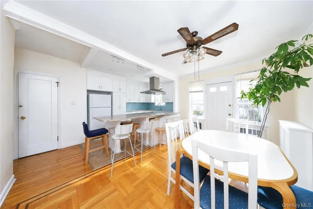 2340 29th Street, New York, NY, 3 Bedrooms Bedrooms, 7 Rooms Rooms,2 BathroomsBathrooms,Residential,For Rent,29th,0,1031642 2340 29th Street, New York, NY, 3 Bedrooms Bedrooms, 7 Rooms Rooms,2 BathroomsBathrooms,Residential,For Rent,29th,0,1031642
