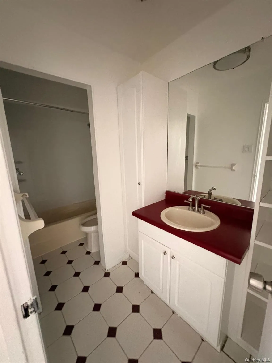 140-28 161st Street, New York, NY, 3 Bedrooms Bedrooms, 5 Rooms Rooms,2 BathroomsBathrooms,Residential Lease,For Rent,161st,0,1031647 140-28 161st Street, New York, NY, 3 Bedrooms Bedrooms, 5 Rooms Rooms,2 BathroomsBathrooms,Residential Lease,For Rent,161st,0,1031647