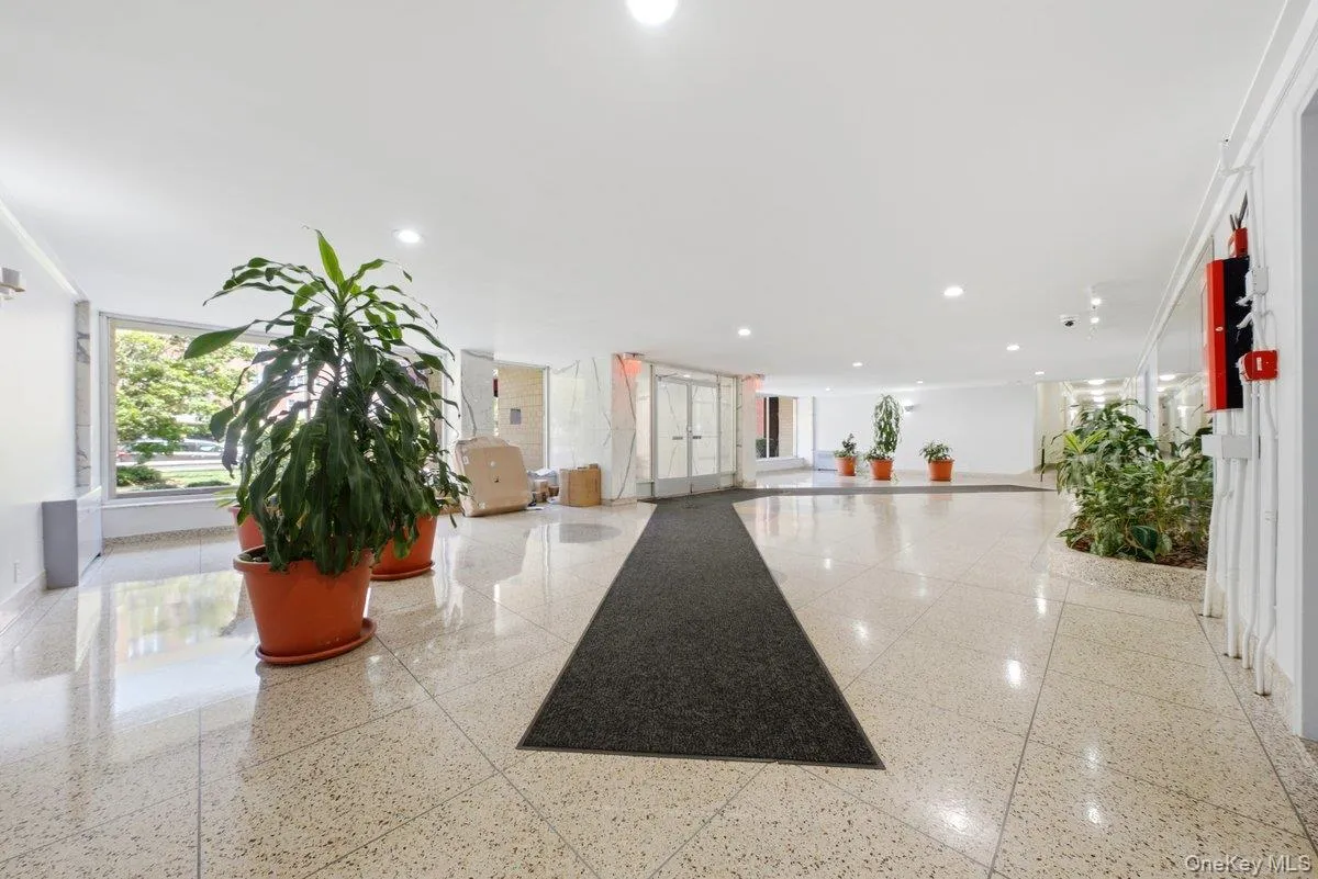 3 Sadore Lane, Yonkers, NY, 1 Bedroom Bedrooms, 4 Rooms Rooms,1 BathroomBathrooms,Residential,For Rent,Sadore,0,1031652 3 Sadore Lane, Yonkers, NY, 1 Bedroom Bedrooms, 4 Rooms Rooms,1 BathroomBathrooms,Residential,For Rent,Sadore,0,1031652