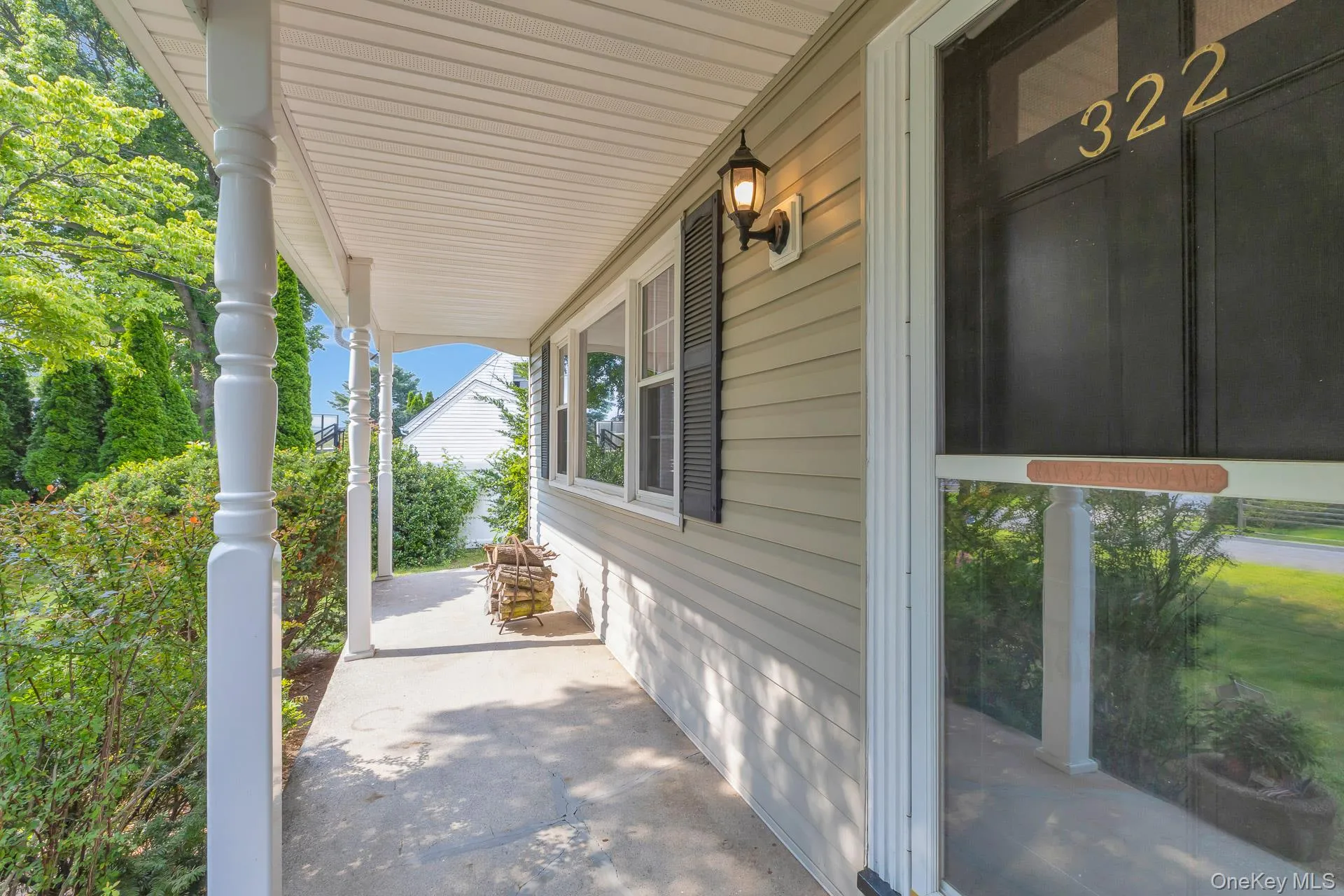 Inviting Front Porch Inviting Front Porch