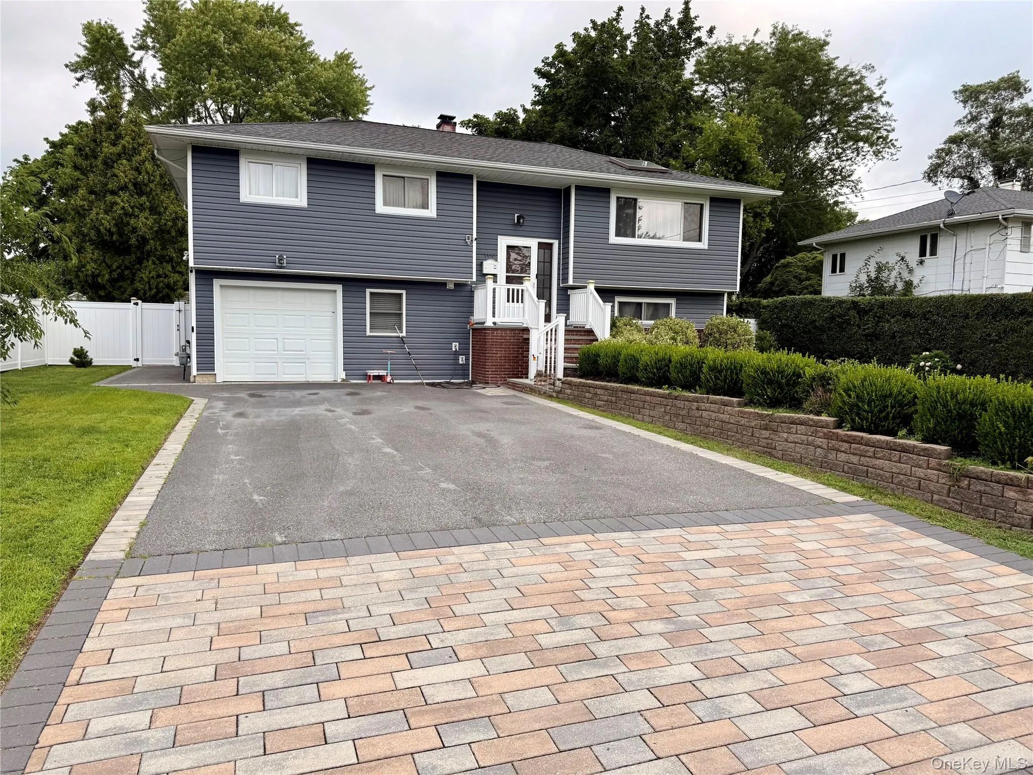 199 Orange Street, Islip, NY, 4 Bedrooms Bedrooms, 8 Rooms Rooms,2 BathroomsBathrooms,Residential,For Rent,Orange,0,1031654 199 Orange Street, Islip, NY, 4 Bedrooms Bedrooms, 8 Rooms Rooms,2 BathroomsBathrooms,Residential,For Rent,Orange,0,1031654