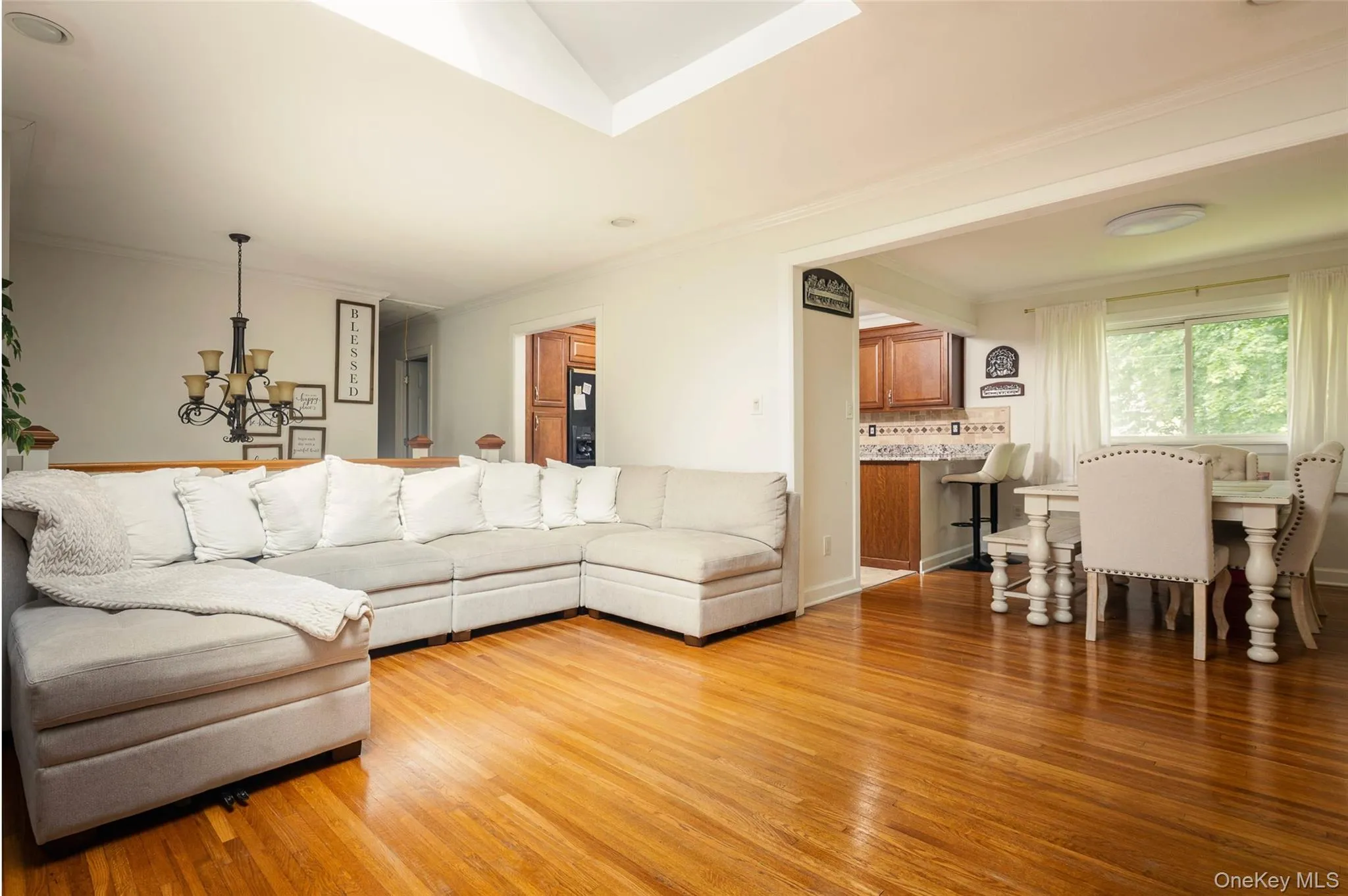 199 Orange Street, Islip, NY, 4 Bedrooms Bedrooms, 8 Rooms Rooms,2 BathroomsBathrooms,Residential,For Rent,Orange,0,1031654 199 Orange Street, Islip, NY, 4 Bedrooms Bedrooms, 8 Rooms Rooms,2 BathroomsBathrooms,Residential,For Rent,Orange,0,1031654