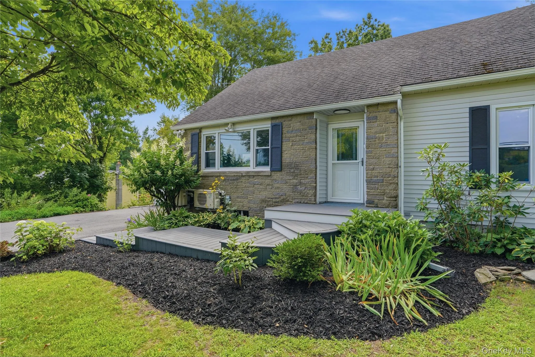16 Gabriety Road, Lloyd, NY, 4 Bedrooms Bedrooms, 8 Rooms Rooms,3 BathroomsBathrooms,Residential,For Rent,Gabriety,0,1031669 16 Gabriety Road, Lloyd, NY, 4 Bedrooms Bedrooms, 8 Rooms Rooms,3 BathroomsBathrooms,Residential,For Rent,Gabriety,0,1031669