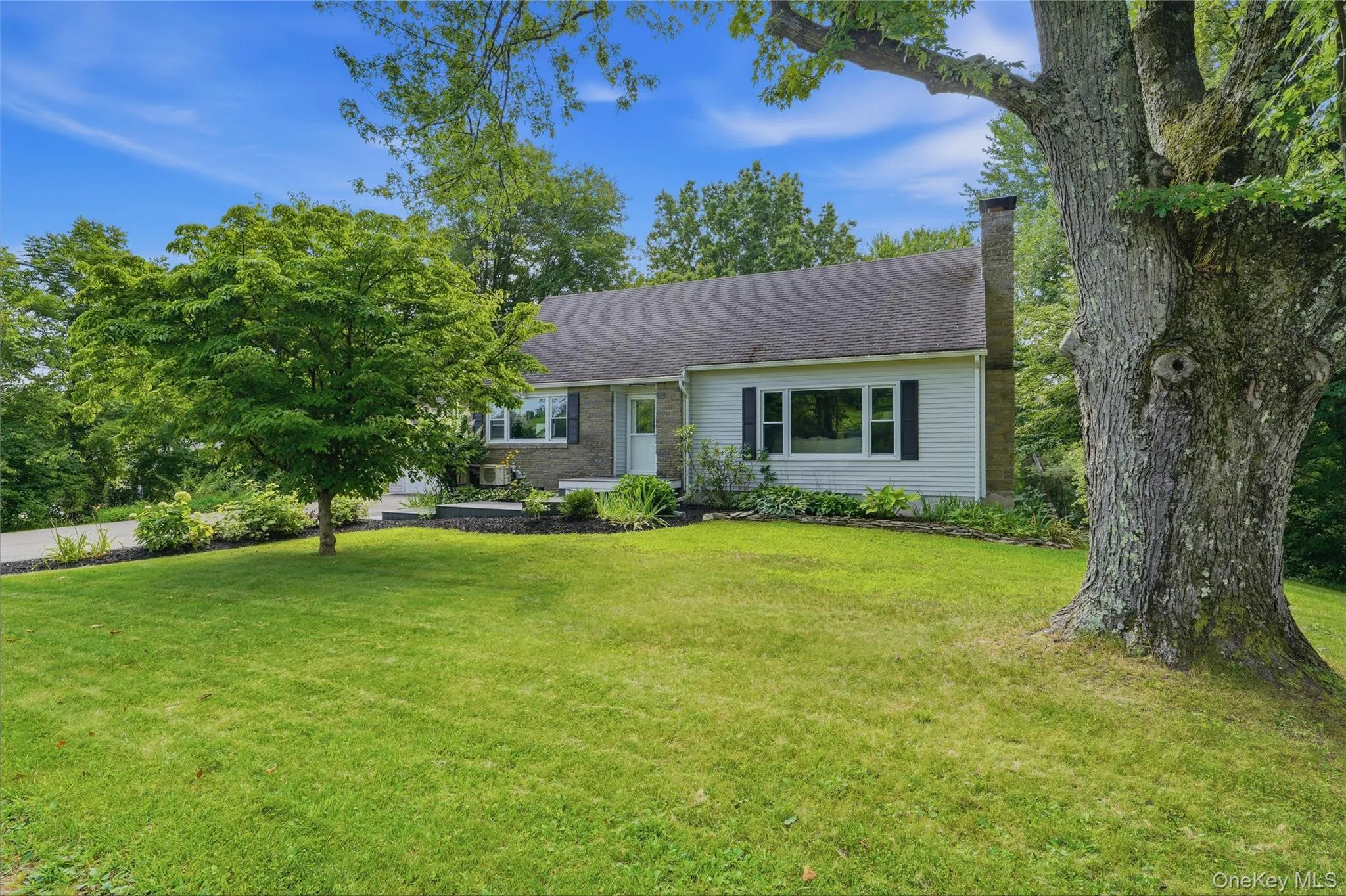 16 Gabriety Road, Lloyd, NY, 4 Bedrooms Bedrooms, 8 Rooms Rooms,3 BathroomsBathrooms,Residential,For Rent,Gabriety,0,1031669 16 Gabriety Road, Lloyd, NY, 4 Bedrooms Bedrooms, 8 Rooms Rooms,3 BathroomsBathrooms,Residential,For Rent,Gabriety,0,1031669