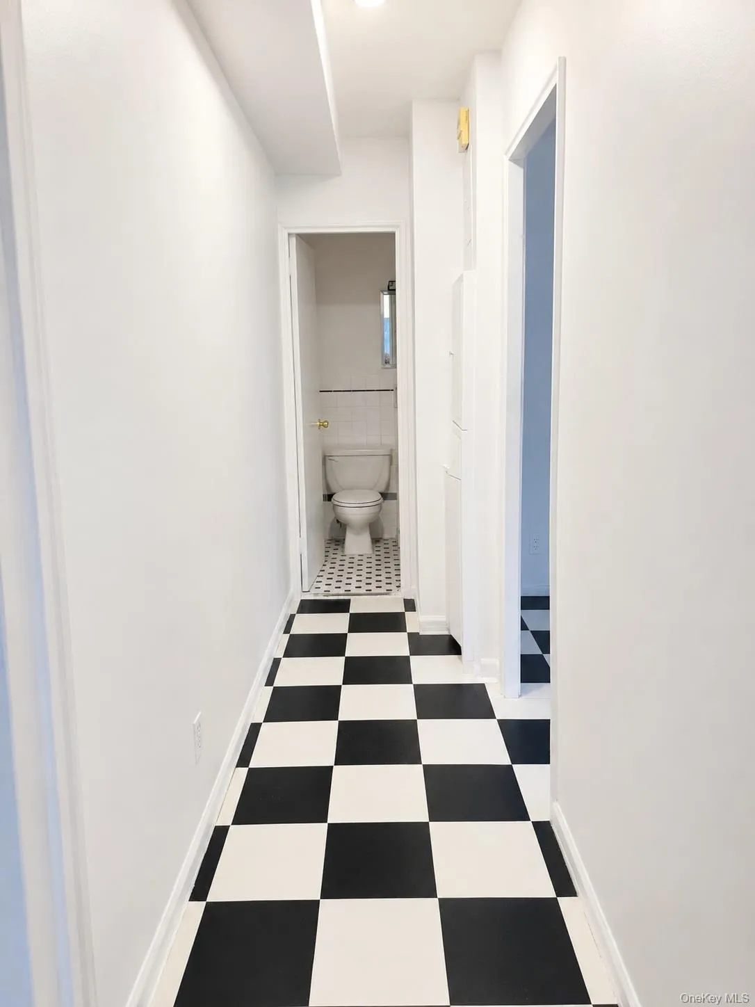 61-55 98th Street, New York, NY, 1 Bedroom Bedrooms, 3 Rooms Rooms,1 BathroomBathrooms,Residential,For Rent,98th,0,1031674 61-55 98th Street, New York, NY, 1 Bedroom Bedrooms, 3 Rooms Rooms,1 BathroomBathrooms,Residential,For Rent,98th,0,1031674