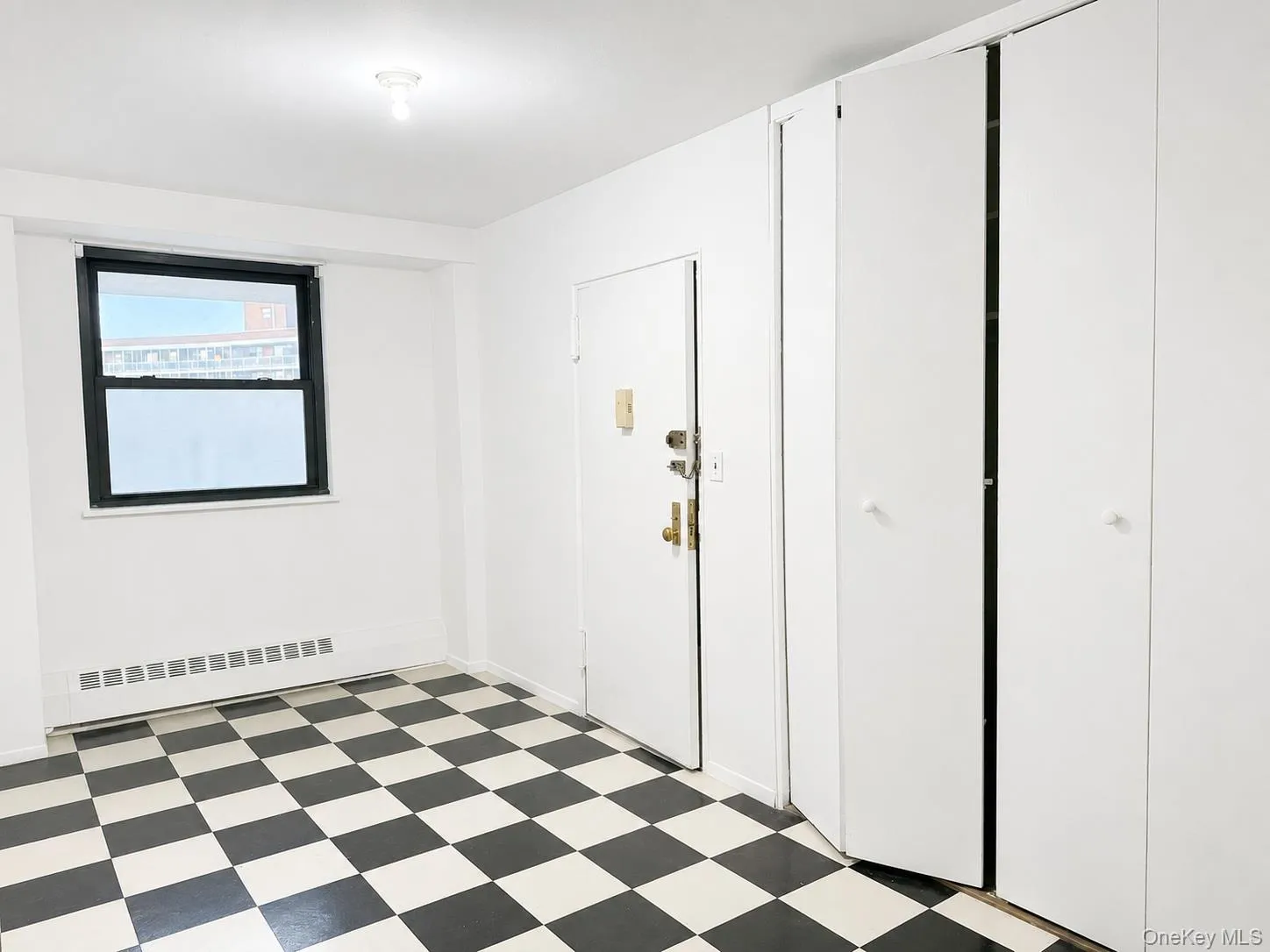 61-55 98th Street, New York, NY, 1 Bedroom Bedrooms, 3 Rooms Rooms,1 BathroomBathrooms,Residential,For Rent,98th,0,1031674 61-55 98th Street, New York, NY, 1 Bedroom Bedrooms, 3 Rooms Rooms,1 BathroomBathrooms,Residential,For Rent,98th,0,1031674