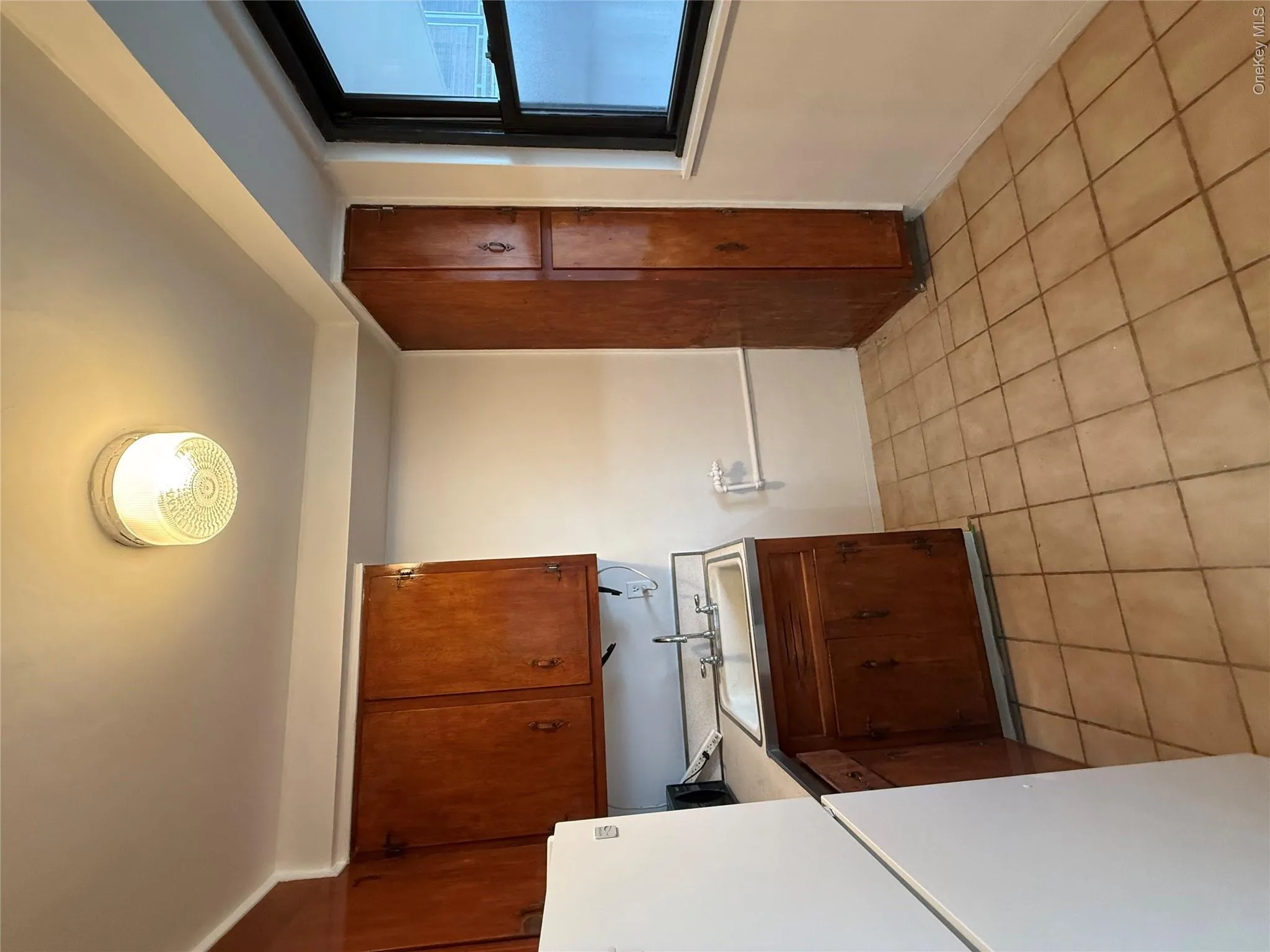 61-55 98th Street, New York, NY, 1 Bedroom Bedrooms, 3 Rooms Rooms,1 BathroomBathrooms,Residential,For Rent,98th,0,1031674 61-55 98th Street, New York, NY, 1 Bedroom Bedrooms, 3 Rooms Rooms,1 BathroomBathrooms,Residential,For Rent,98th,0,1031674