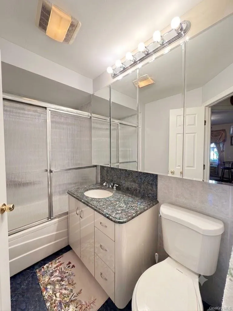 4668 Bedford Avenue, New York, NY, 2 Bedrooms Bedrooms, 6 Rooms Rooms,2 BathroomsBathrooms,Residential,For Rent,Bedford,0,1031677 4668 Bedford Avenue, New York, NY, 2 Bedrooms Bedrooms, 6 Rooms Rooms,2 BathroomsBathrooms,Residential,For Rent,Bedford,0,1031677