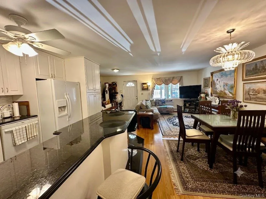 4668 Bedford Avenue, New York, NY, 2 Bedrooms Bedrooms, 6 Rooms Rooms,2 BathroomsBathrooms,Residential,For Rent,Bedford,0,1031677 4668 Bedford Avenue, New York, NY, 2 Bedrooms Bedrooms, 6 Rooms Rooms,2 BathroomsBathrooms,Residential,For Rent,Bedford,0,1031677
