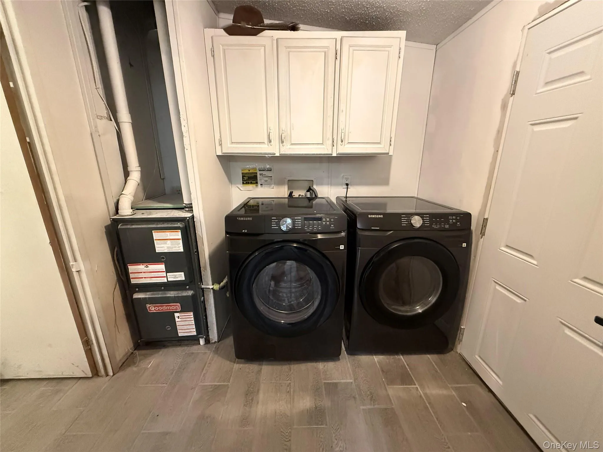 61 Peenpack Trail, Deerpark, NY, 3 Bedrooms Bedrooms, 7 Rooms Rooms,2 BathroomsBathrooms,Residential,For Rent,Peenpack,0,1031680 61 Peenpack Trail, Deerpark, NY, 3 Bedrooms Bedrooms, 7 Rooms Rooms,2 BathroomsBathrooms,Residential,For Rent,Peenpack,0,1031680