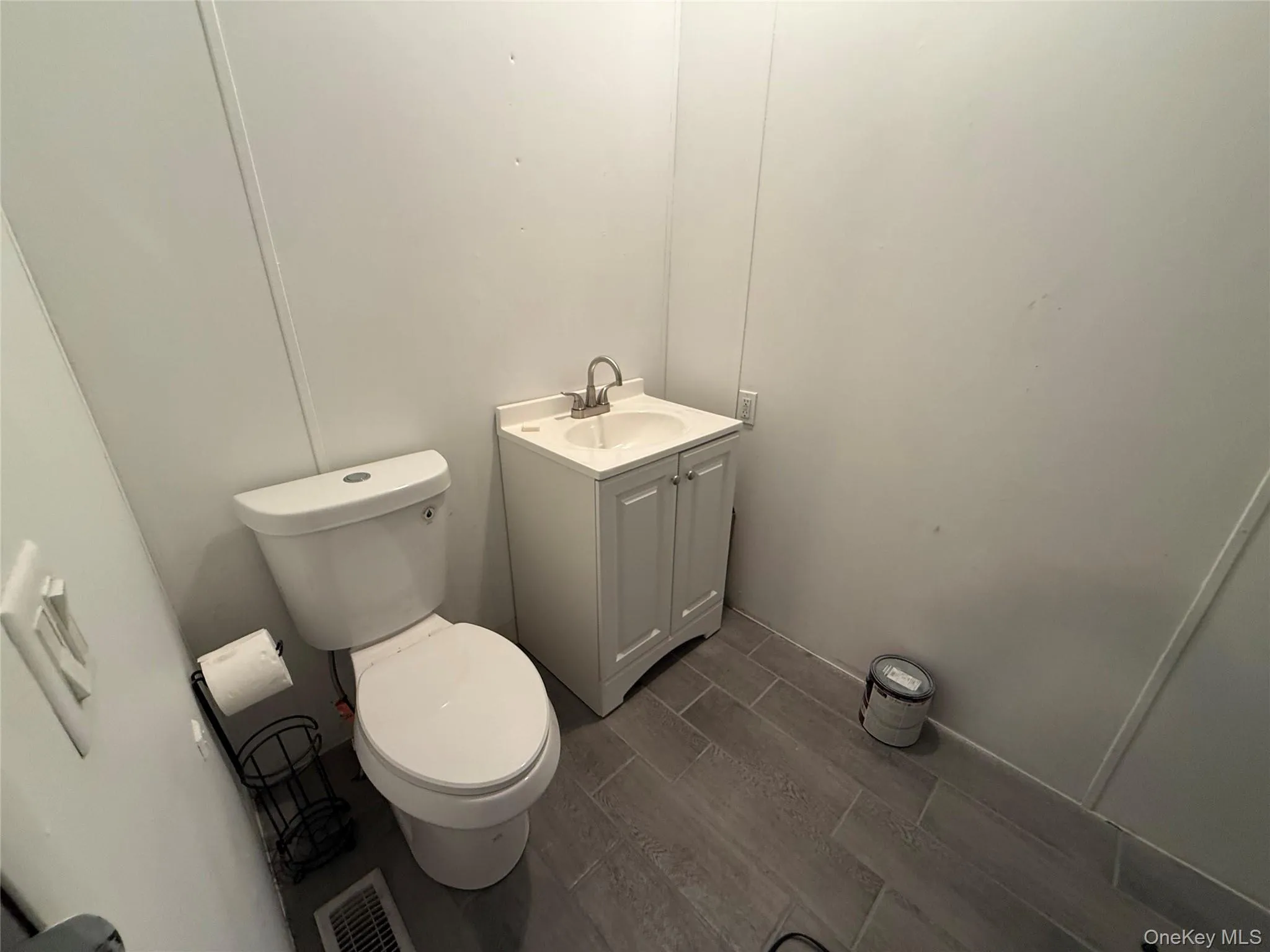61 Peenpack Trail, Deerpark, NY, 3 Bedrooms Bedrooms, 7 Rooms Rooms,2 BathroomsBathrooms,Residential,For Rent,Peenpack,0,1031680 61 Peenpack Trail, Deerpark, NY, 3 Bedrooms Bedrooms, 7 Rooms Rooms,2 BathroomsBathrooms,Residential,For Rent,Peenpack,0,1031680